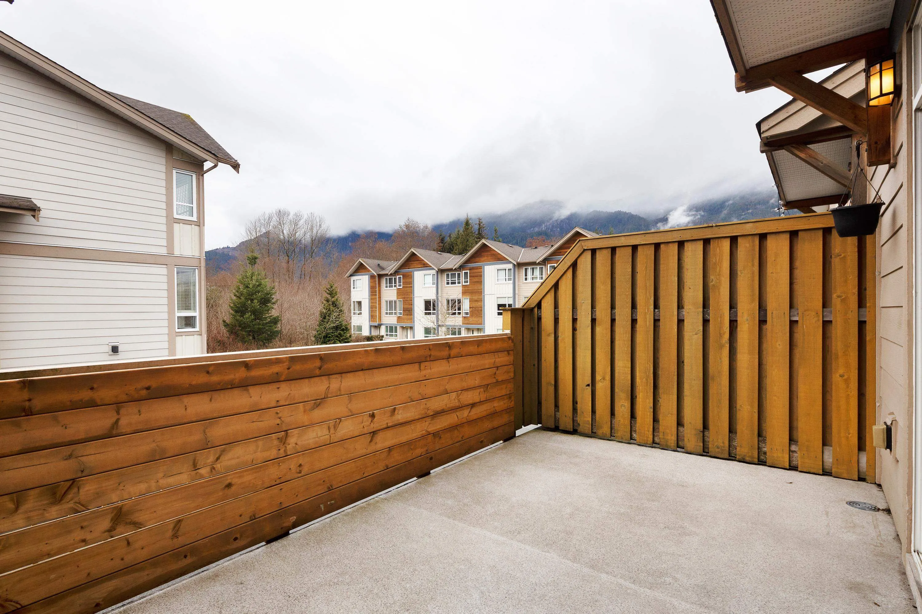 2 1188 Wilson Crescent