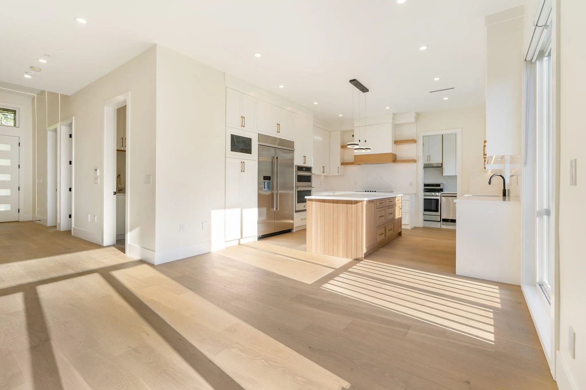 20070 27a Avenue