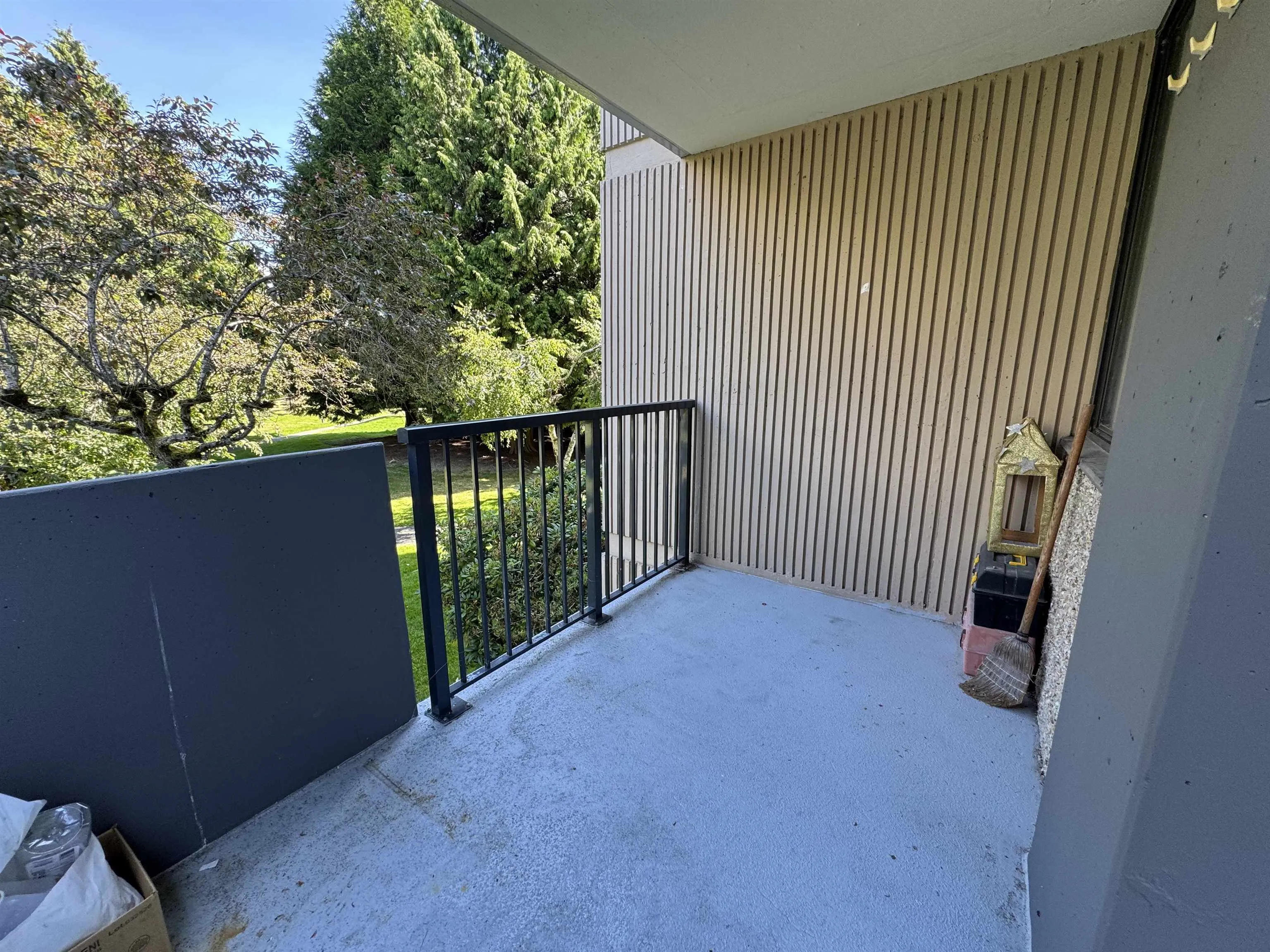 210 9320 Parksville Drive