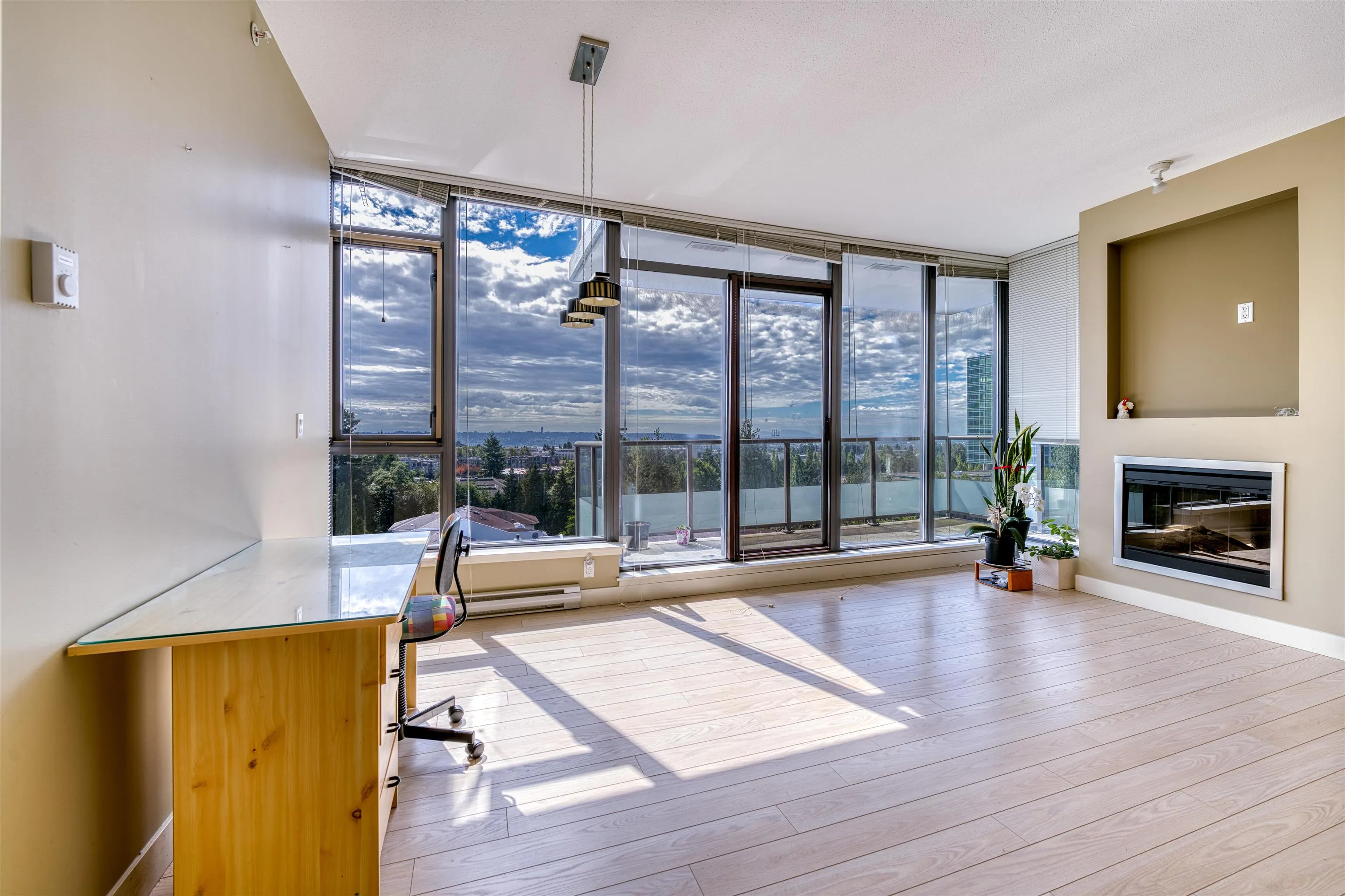 1208 7088 18th Avenue