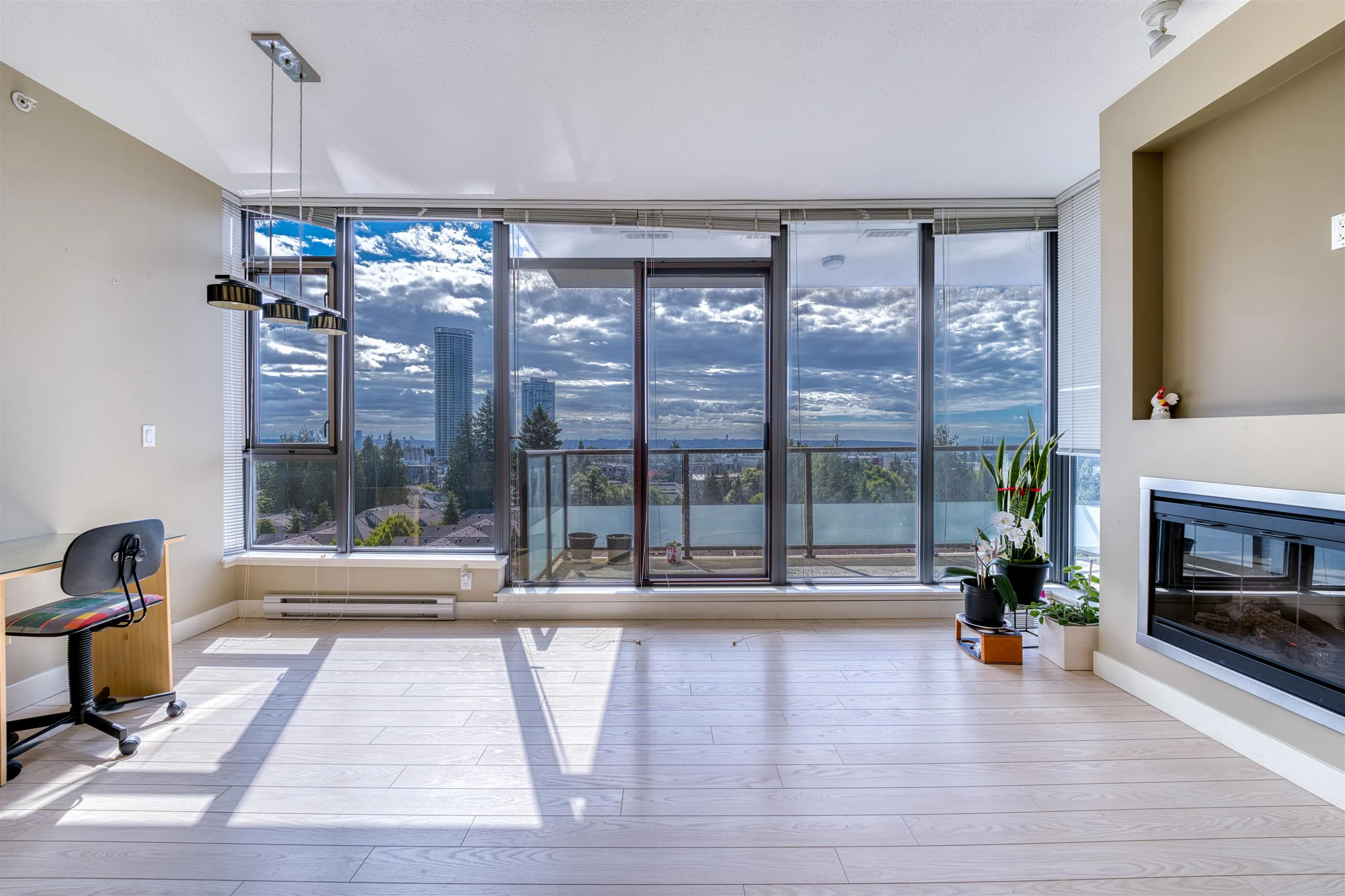 1208 7088 18th Avenue