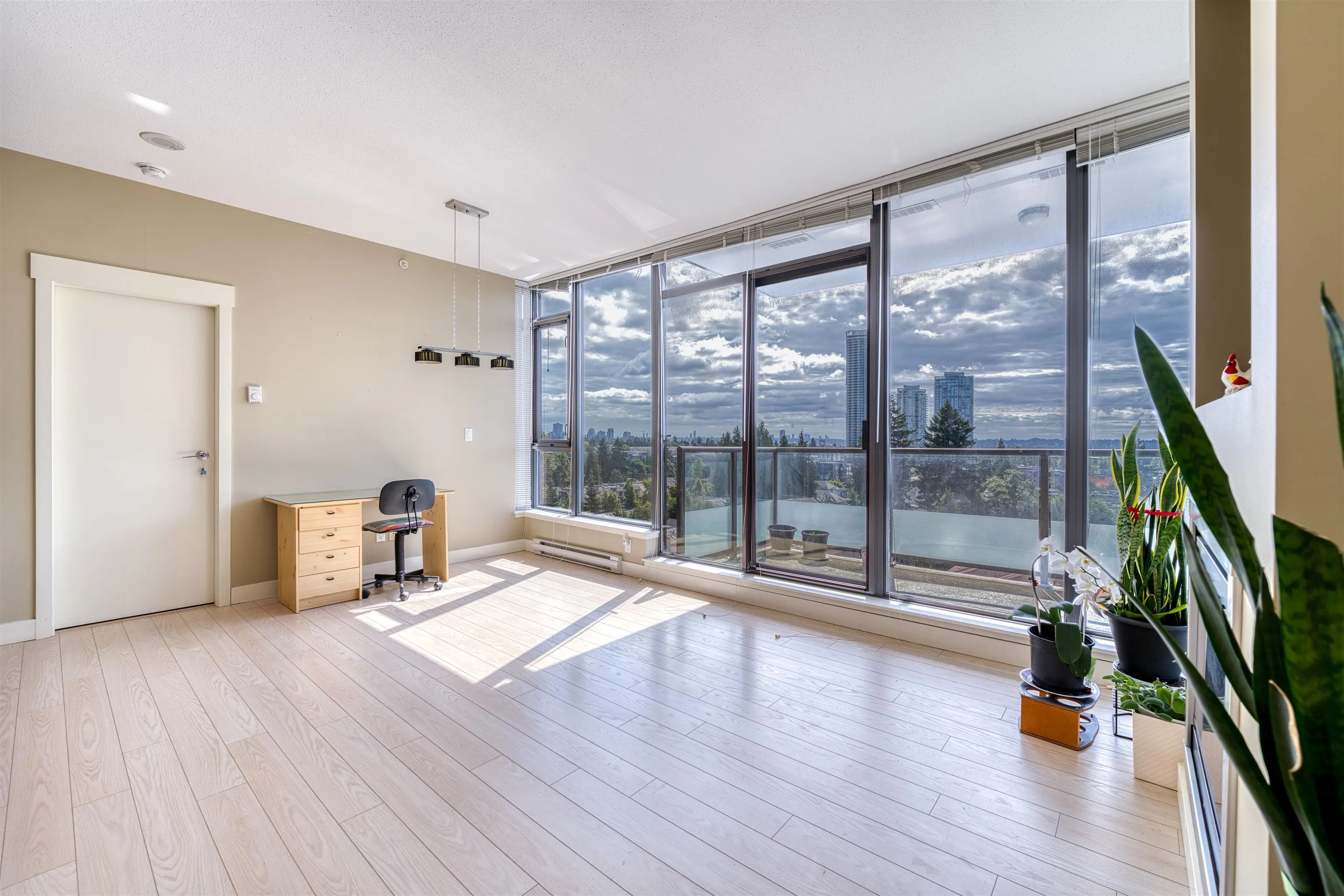 1208 7088 18th Avenue
