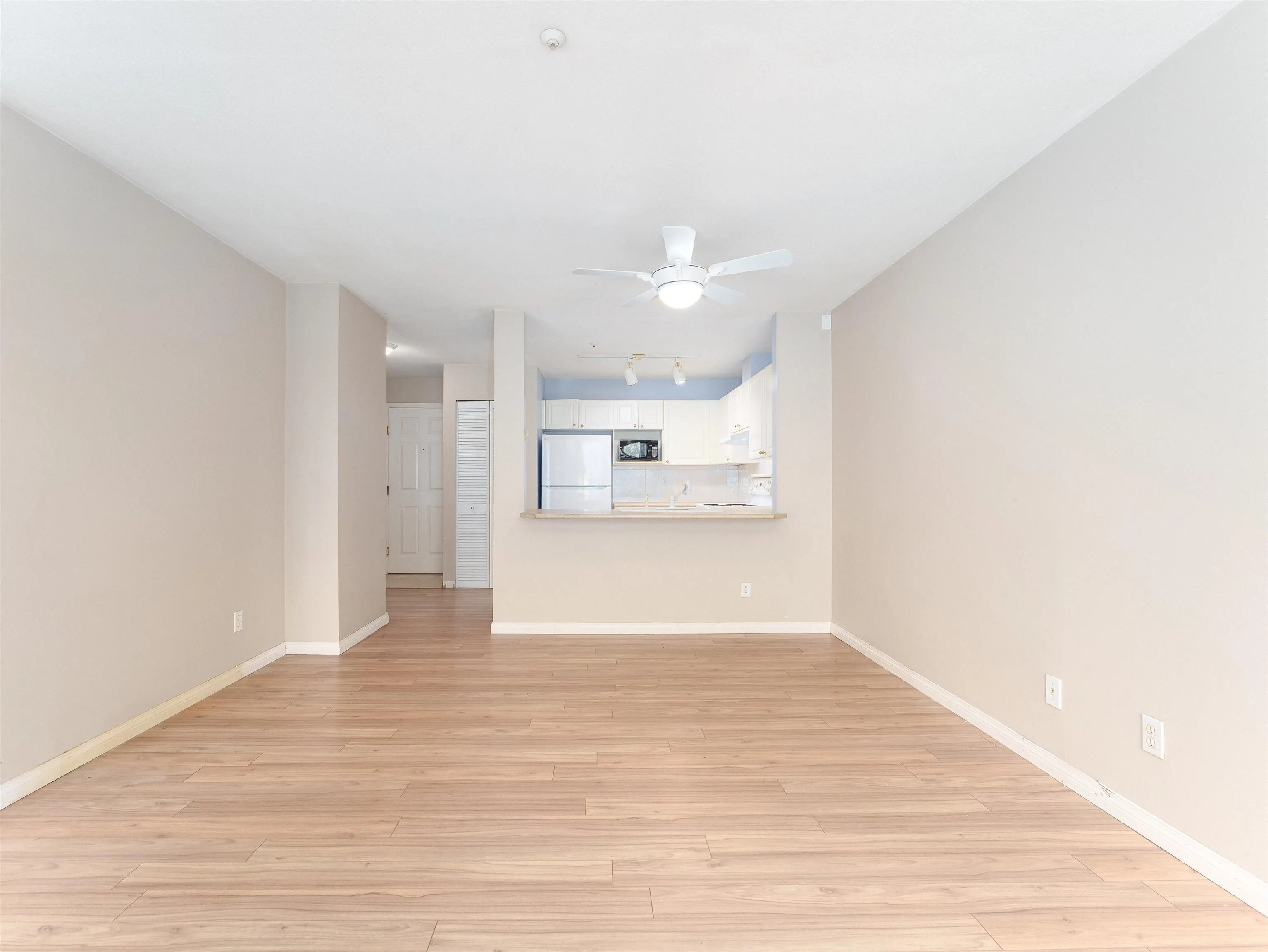 408 13727 74 Avenue