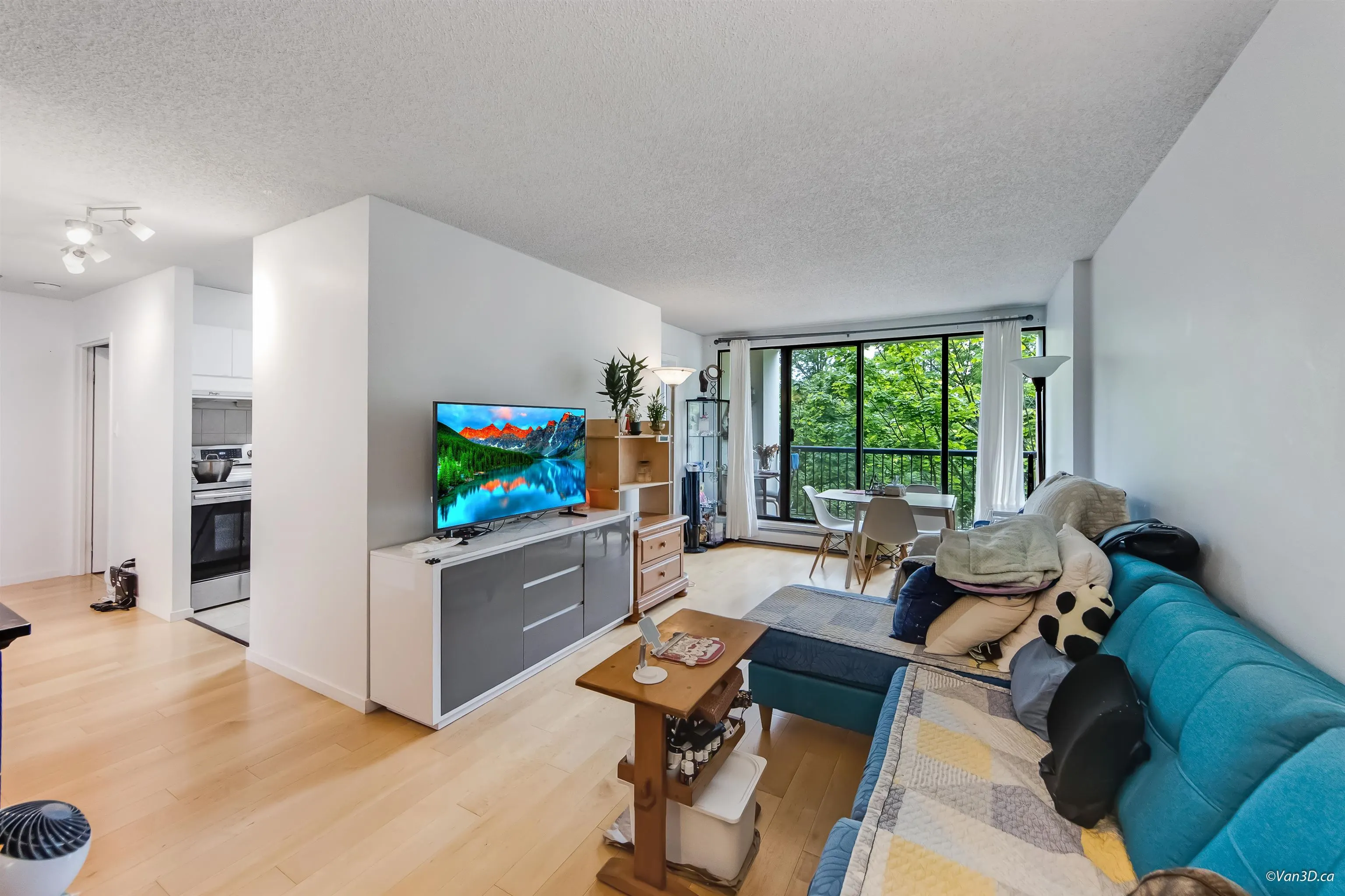 304 7100 Gilbert Road