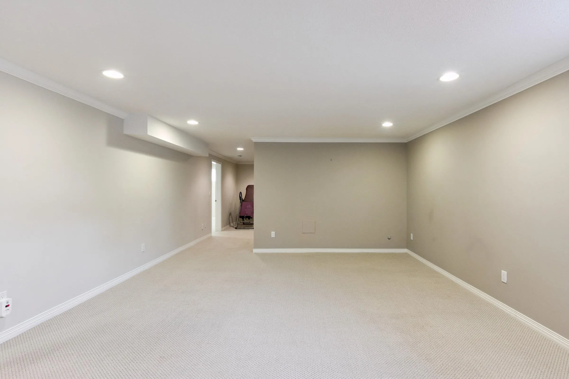 63 16995 64 Avenue
