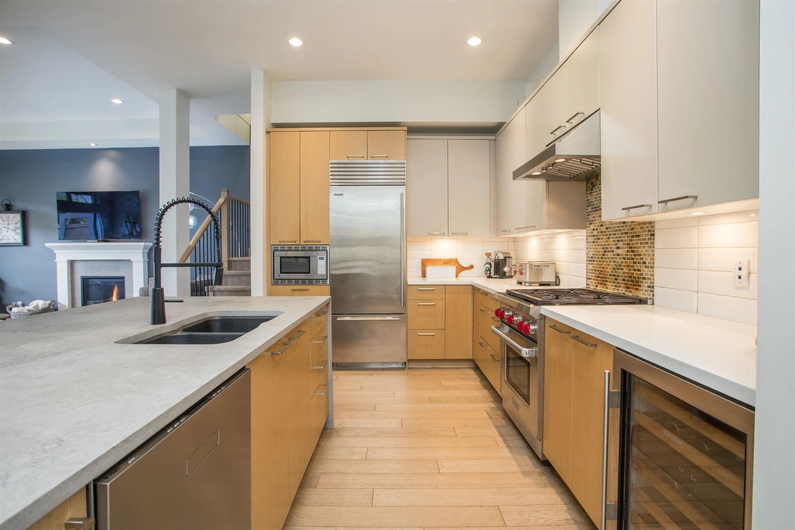 5009 Cedar Springs Drive