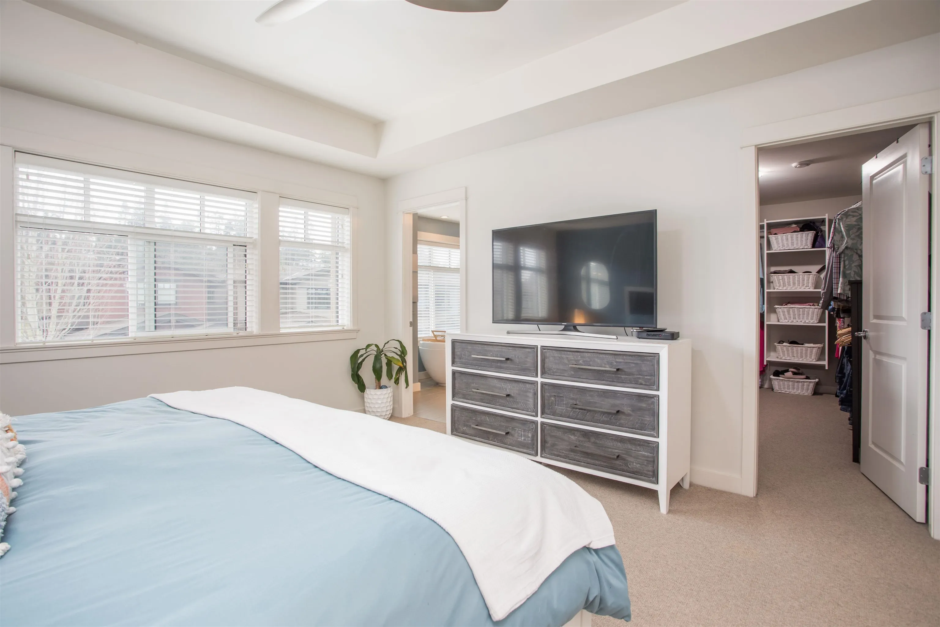 5009 Cedar Springs Drive