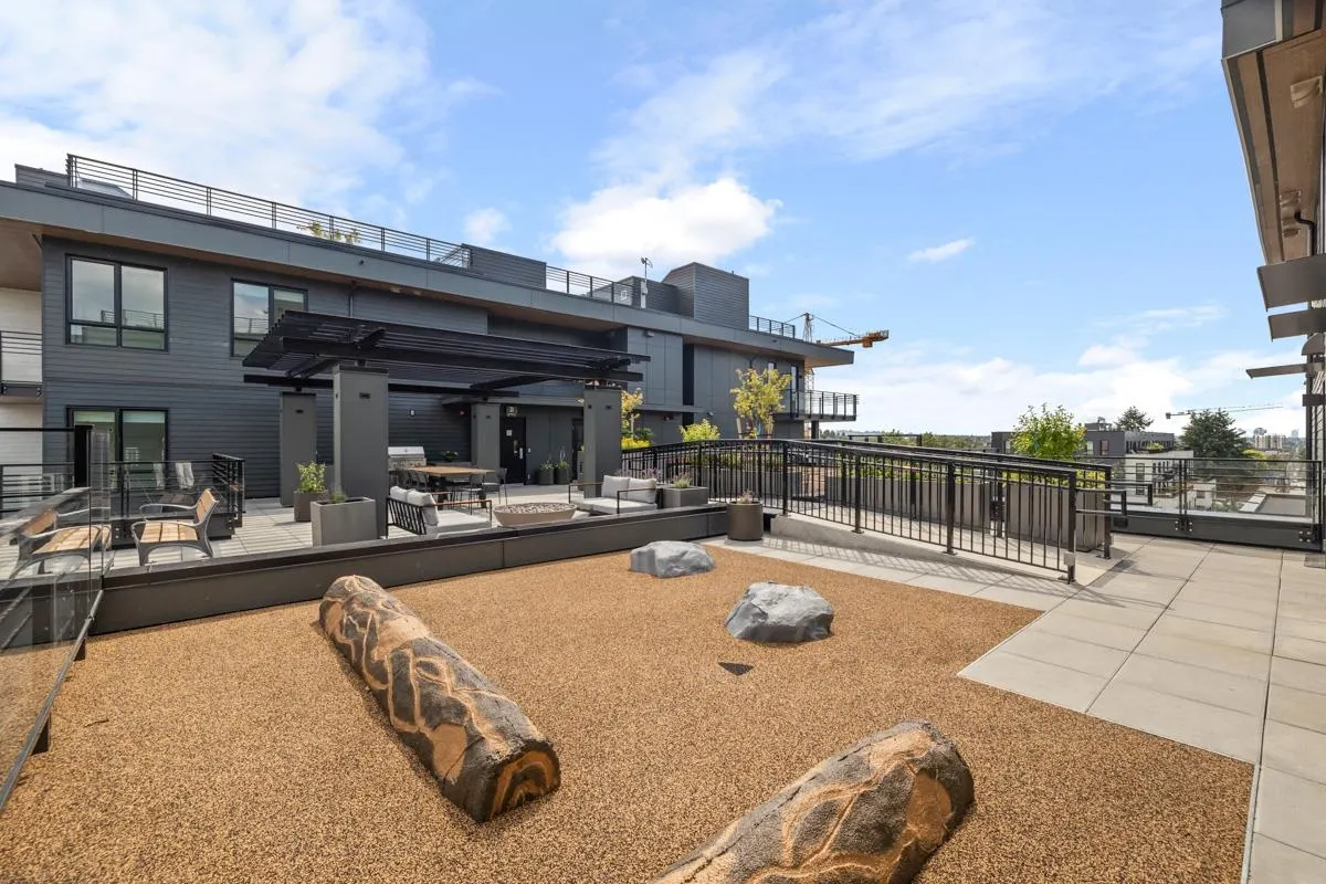 605 2450 Garden Drive