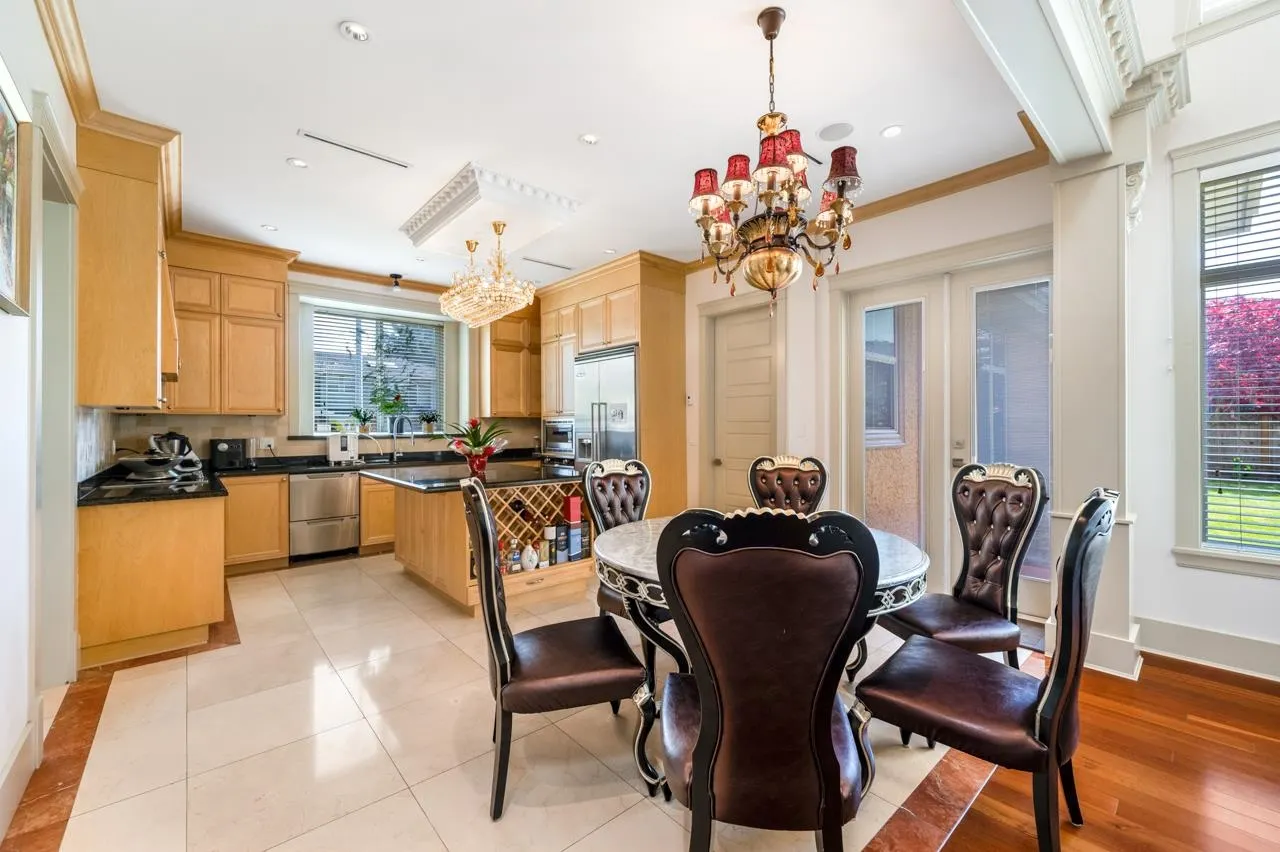 8511 Sunnywood Drive