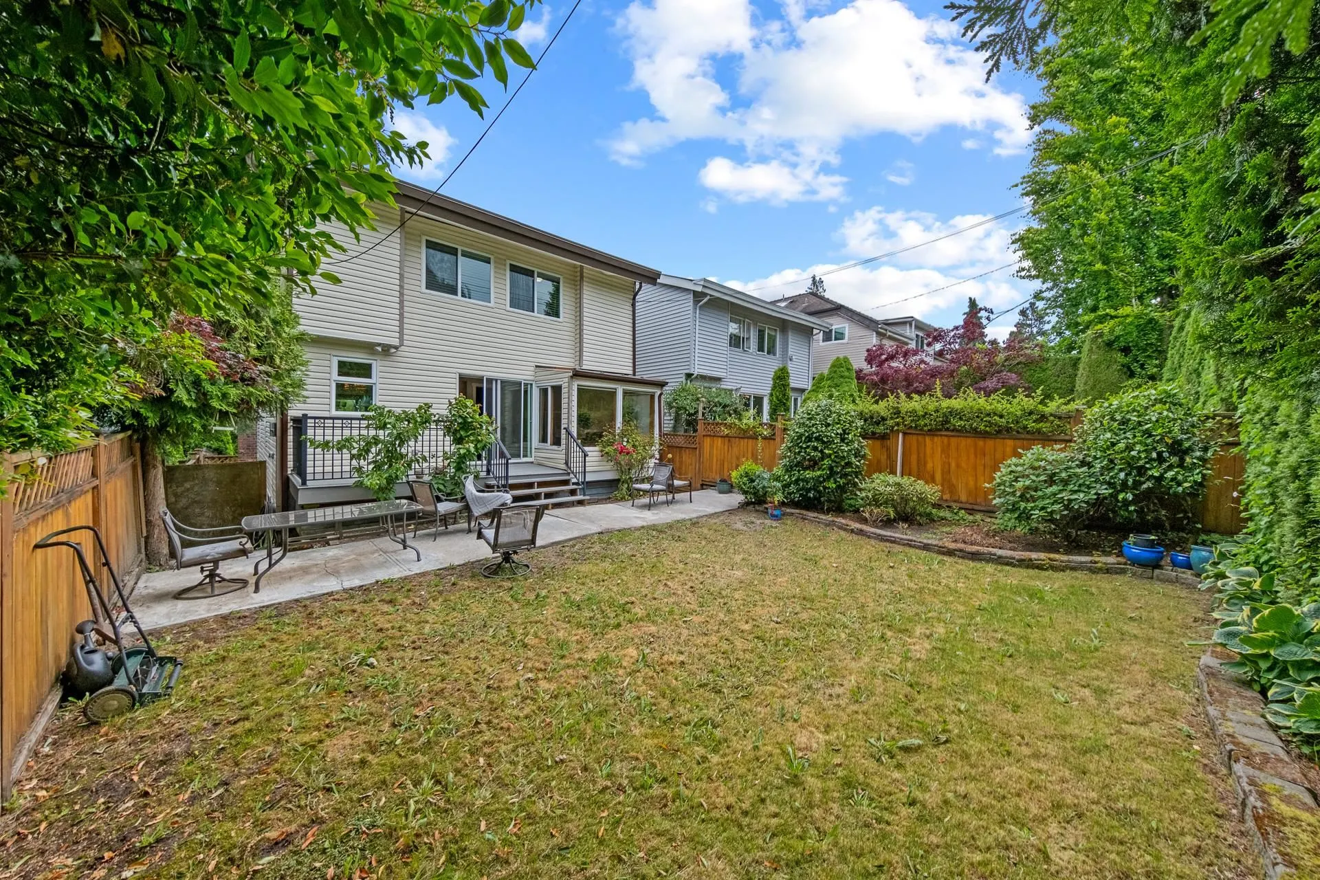 1868 W 34th Avenue