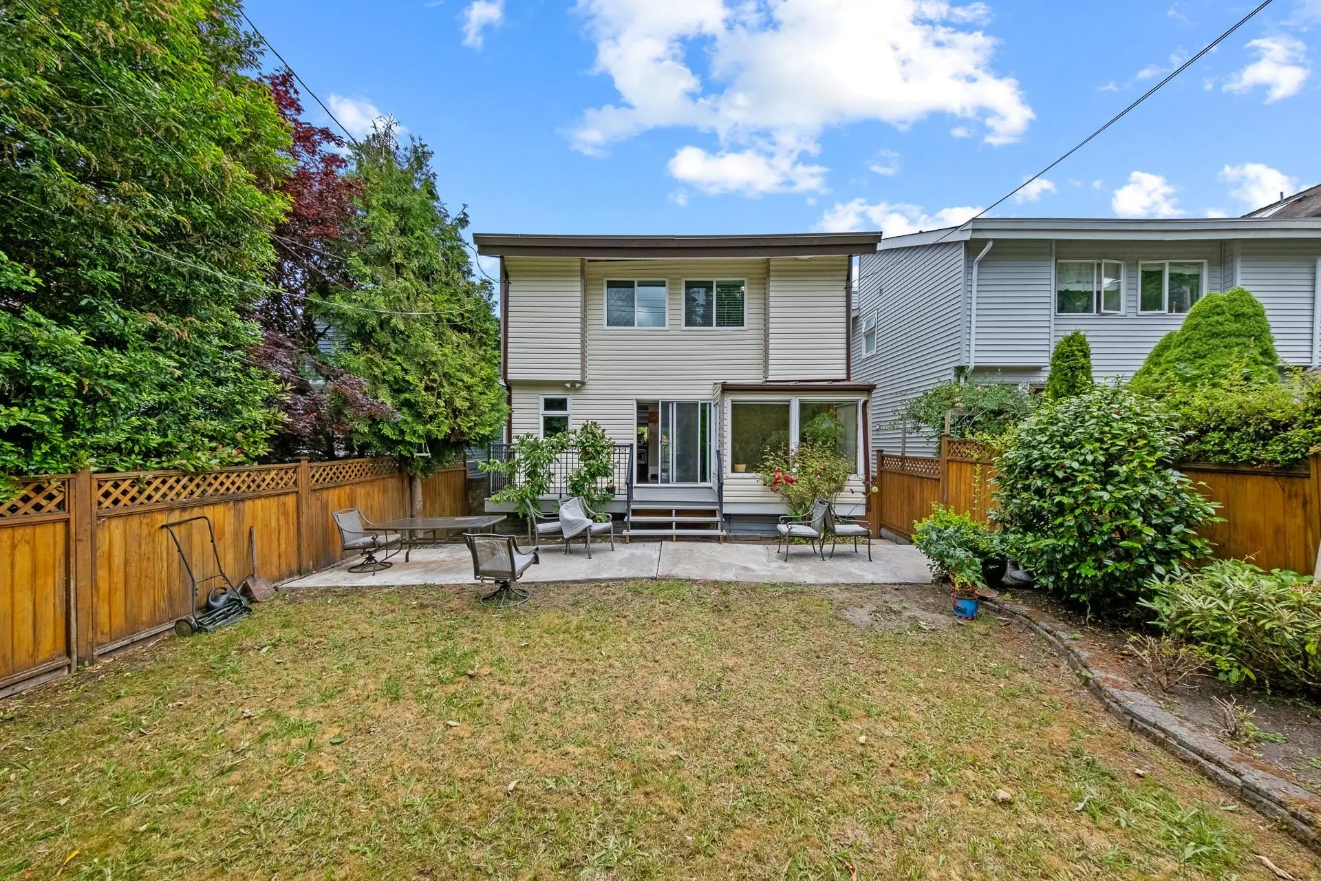 1868 W 34th Avenue
