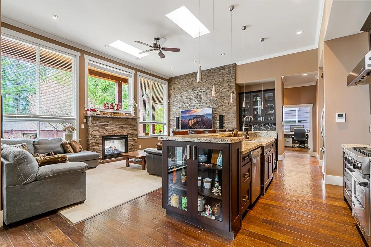 3 1355 Depot Road