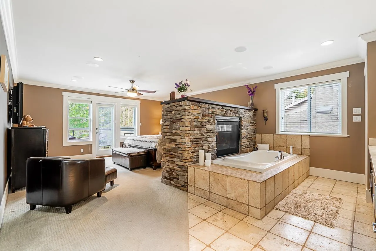 3 1355 Depot Road