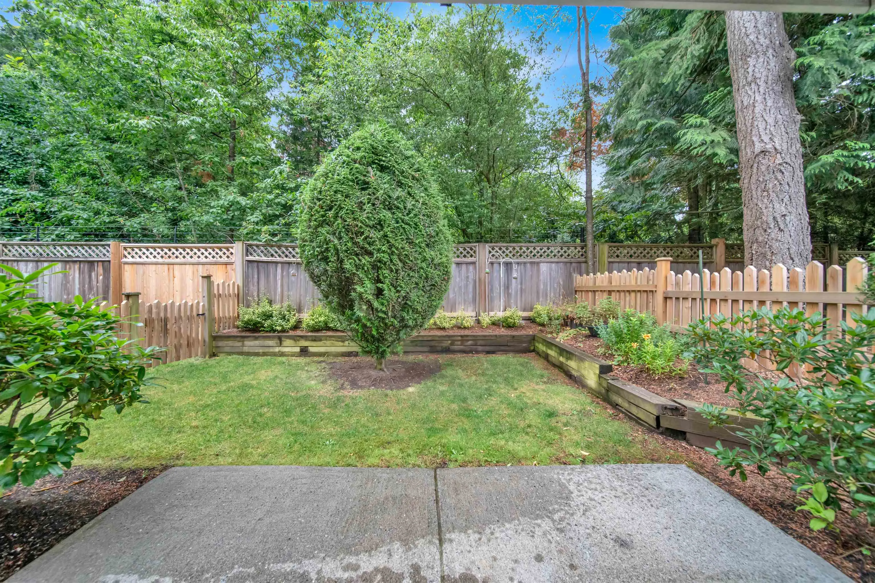 33 12775 63 Avenue