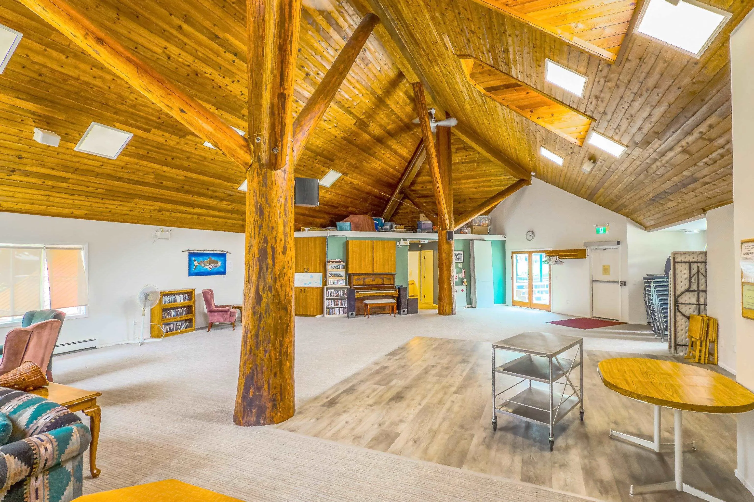 76 14600 Morris Valley Road