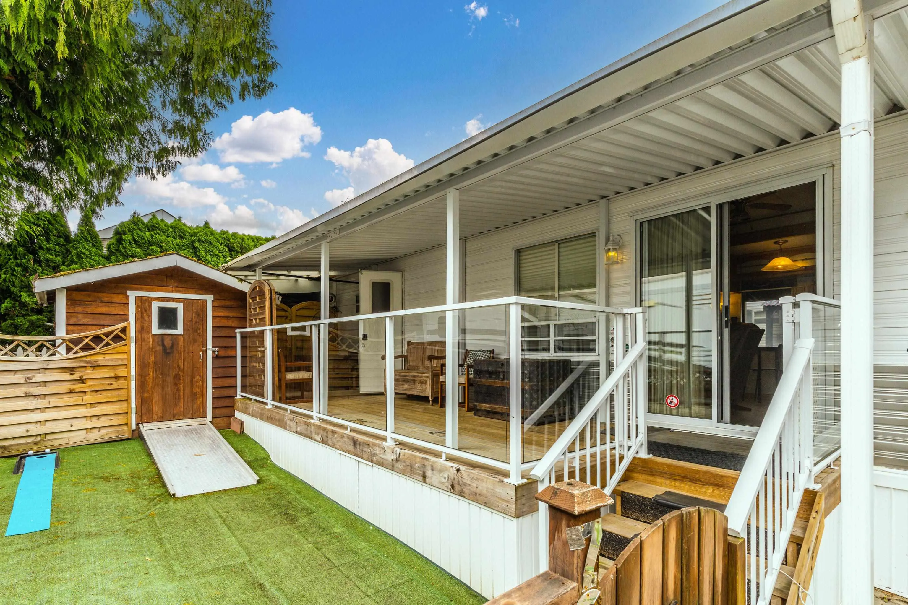76 14600 Morris Valley Road