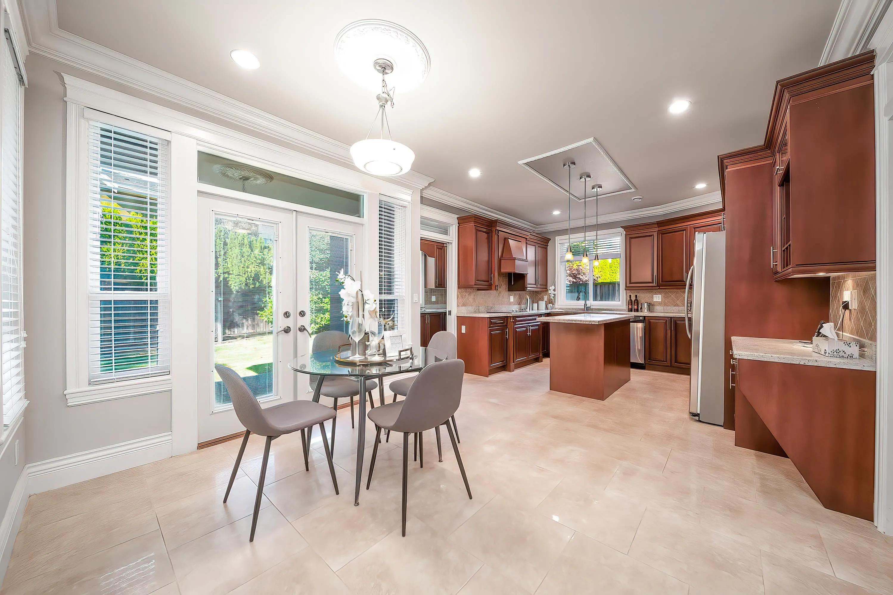 7600 Lancing Court
