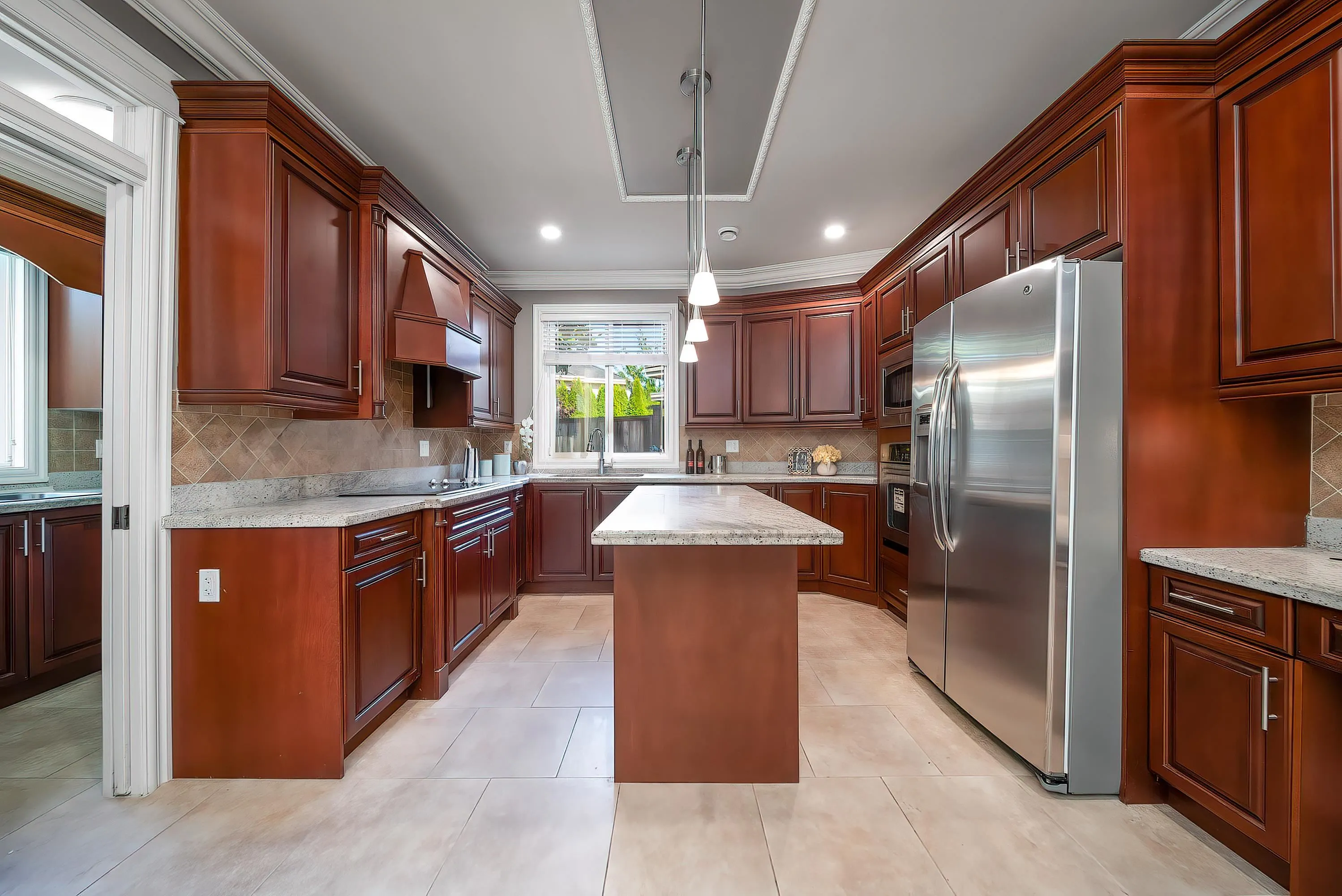 7600 Lancing Court