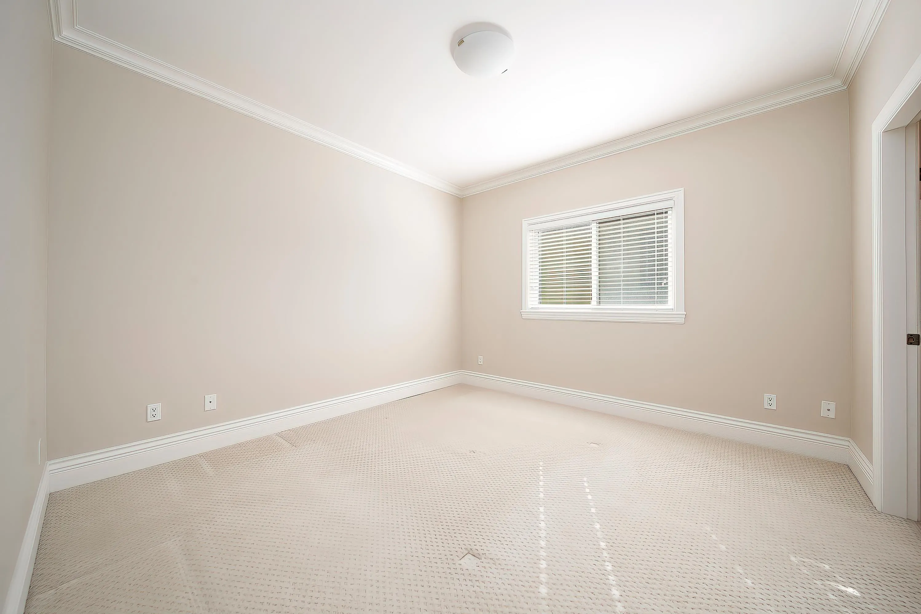 7600 Lancing Court