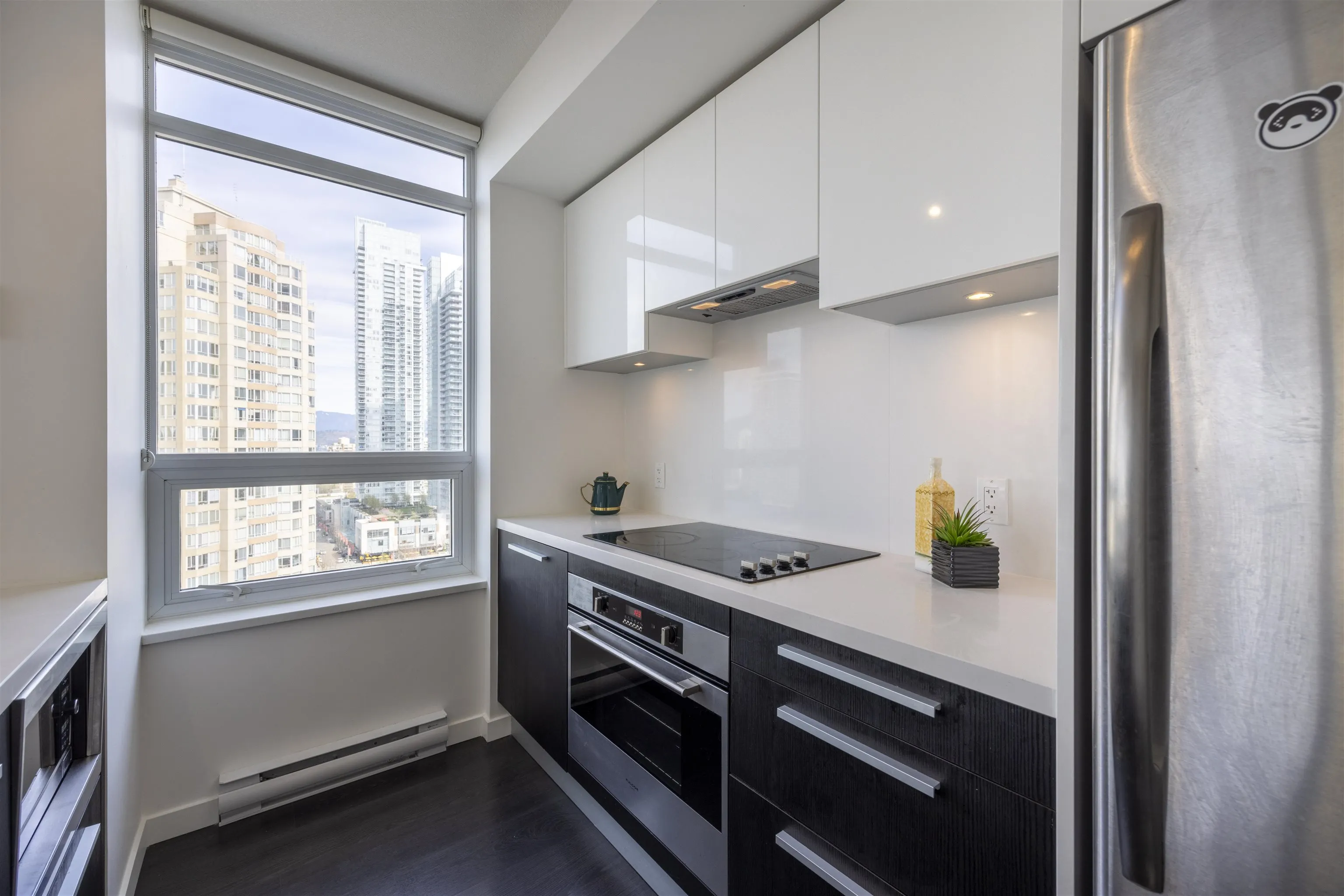 1709 6333 Silver Avenue