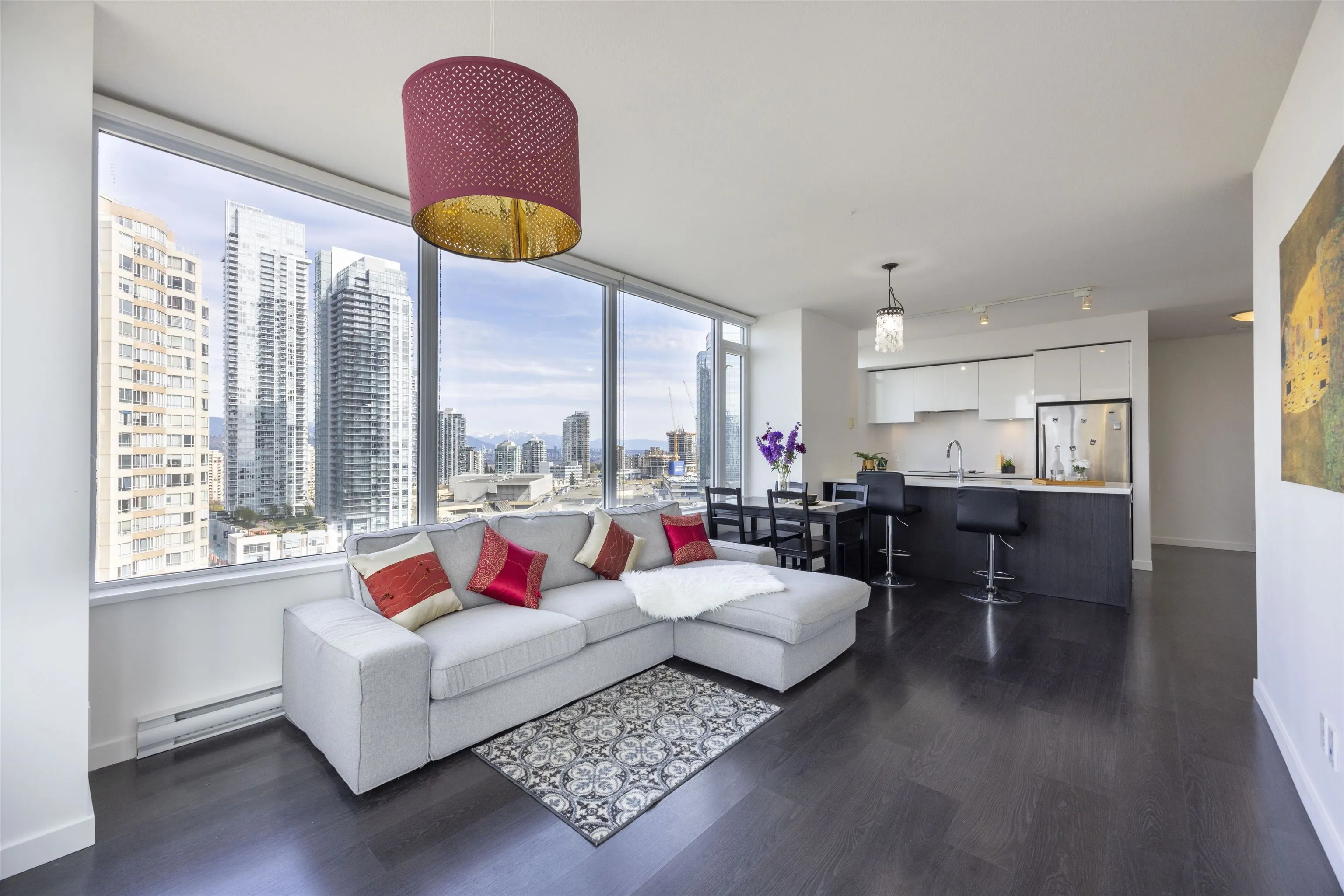 1709 6333 Silver Avenue