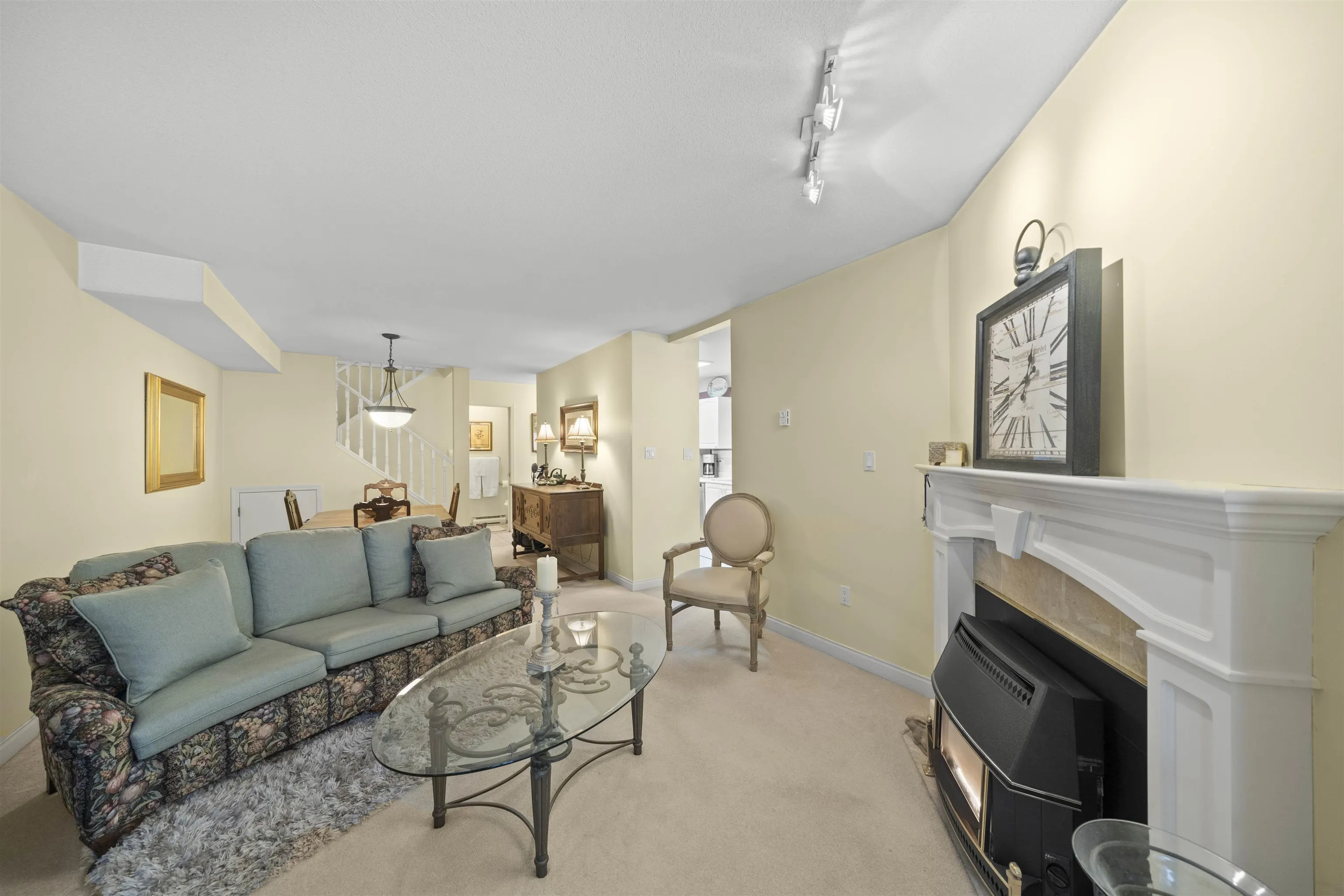 4 65 Foxwood Drive