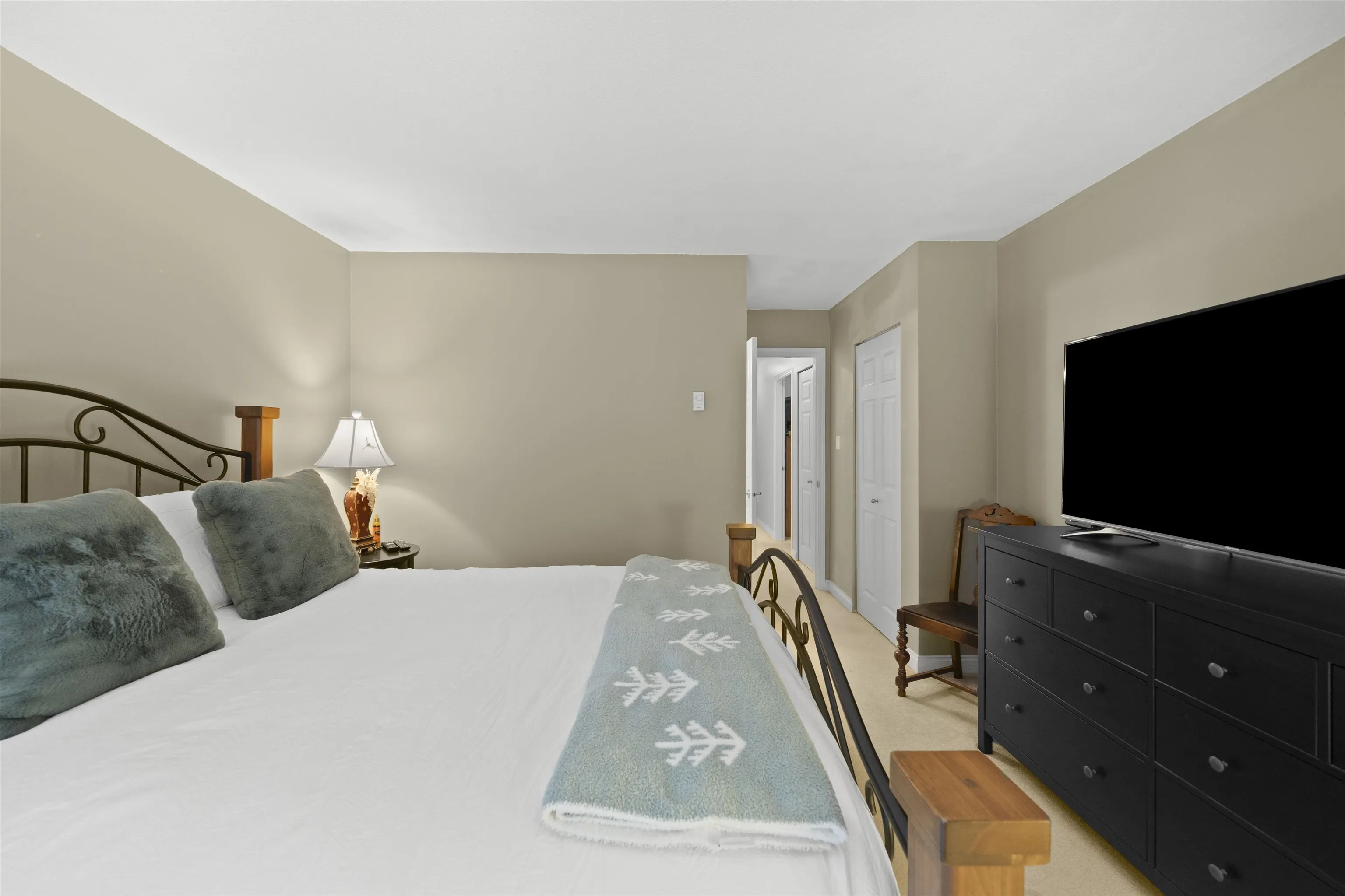 4 65 Foxwood Drive
