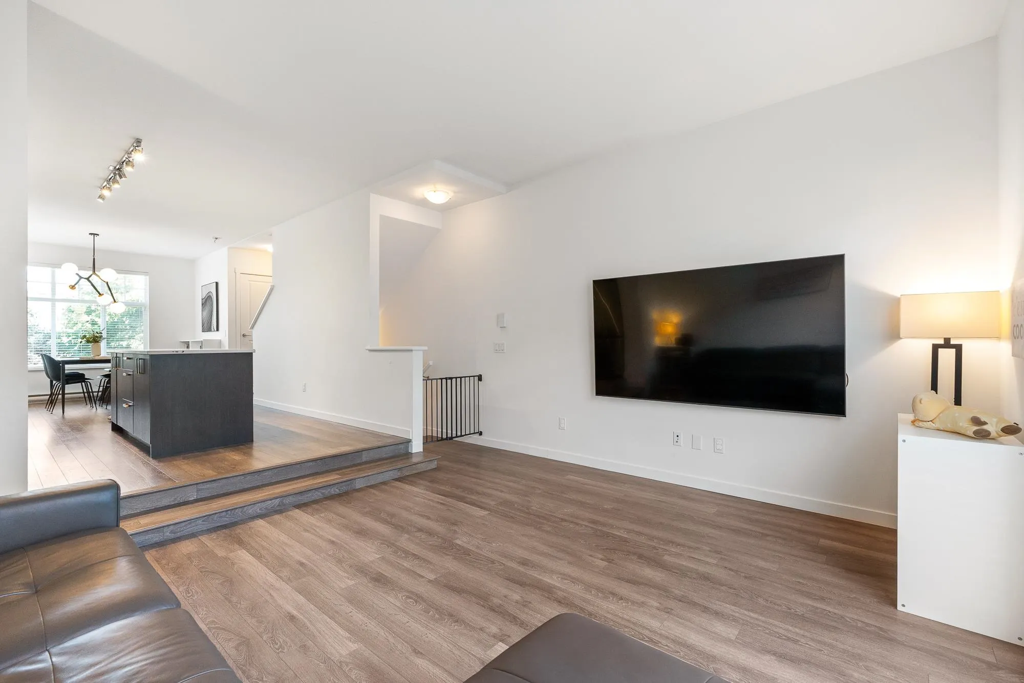 116 15850 85 Avenue