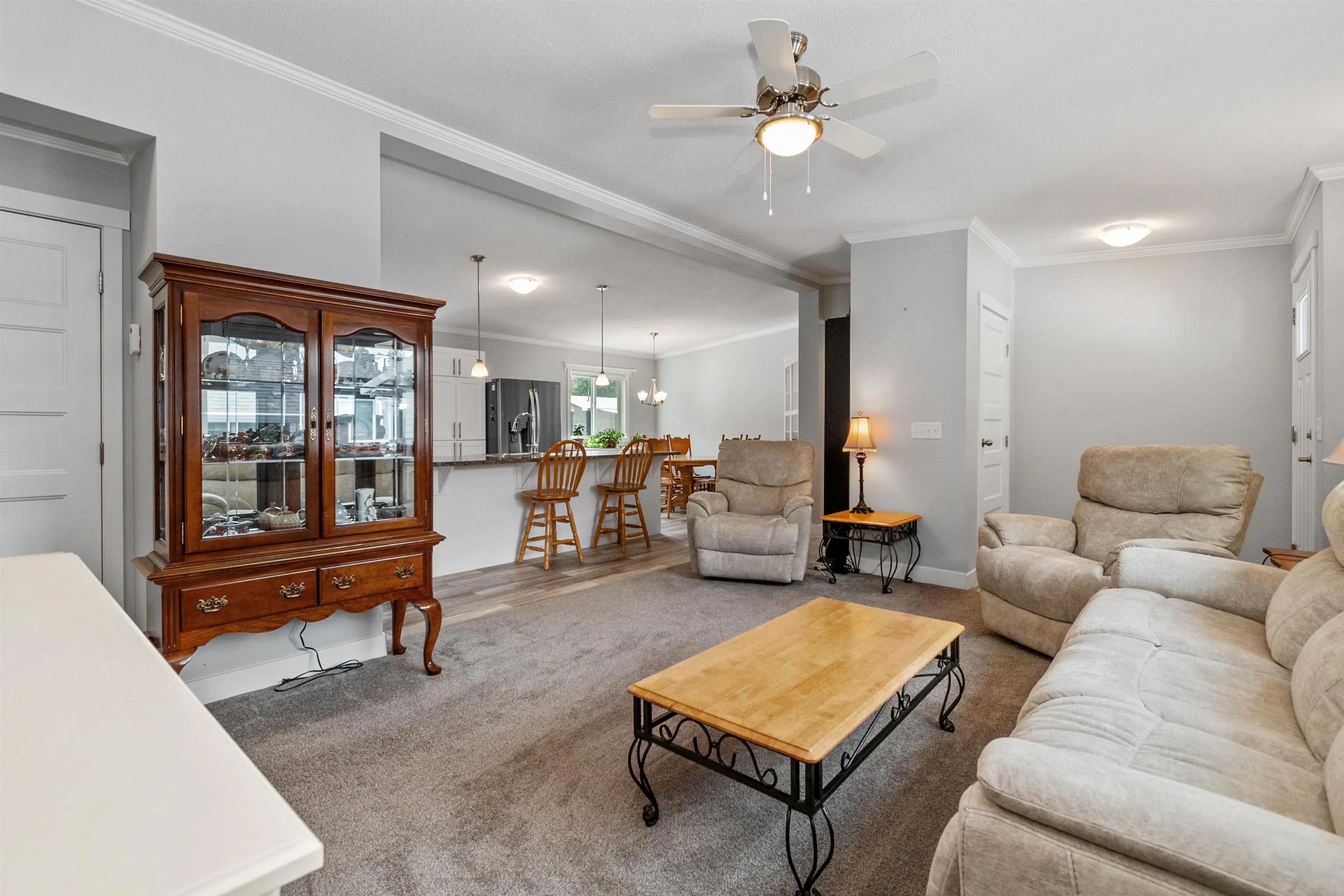 36 59060 Lougheed Highway