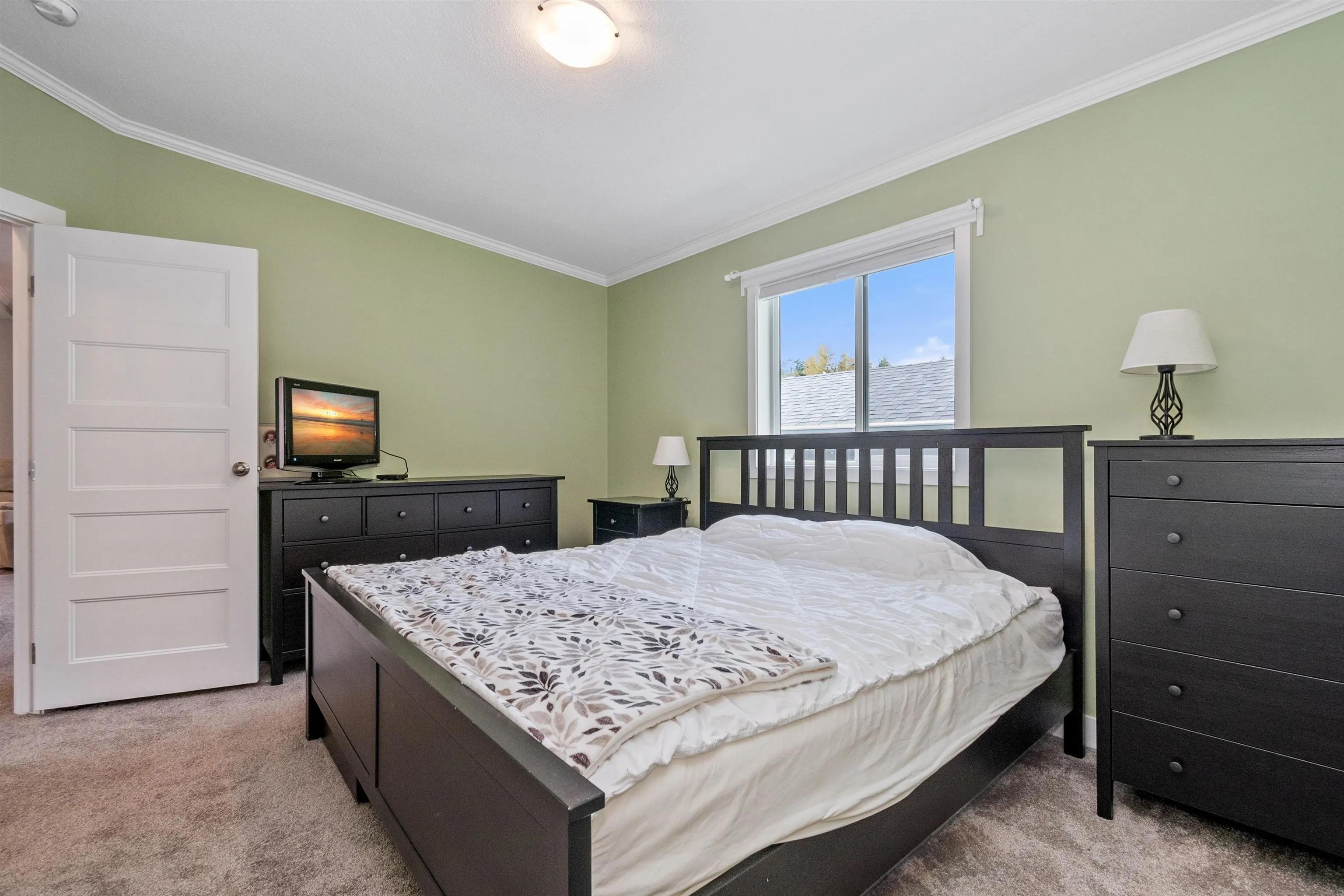 36 59060 Lougheed Highway