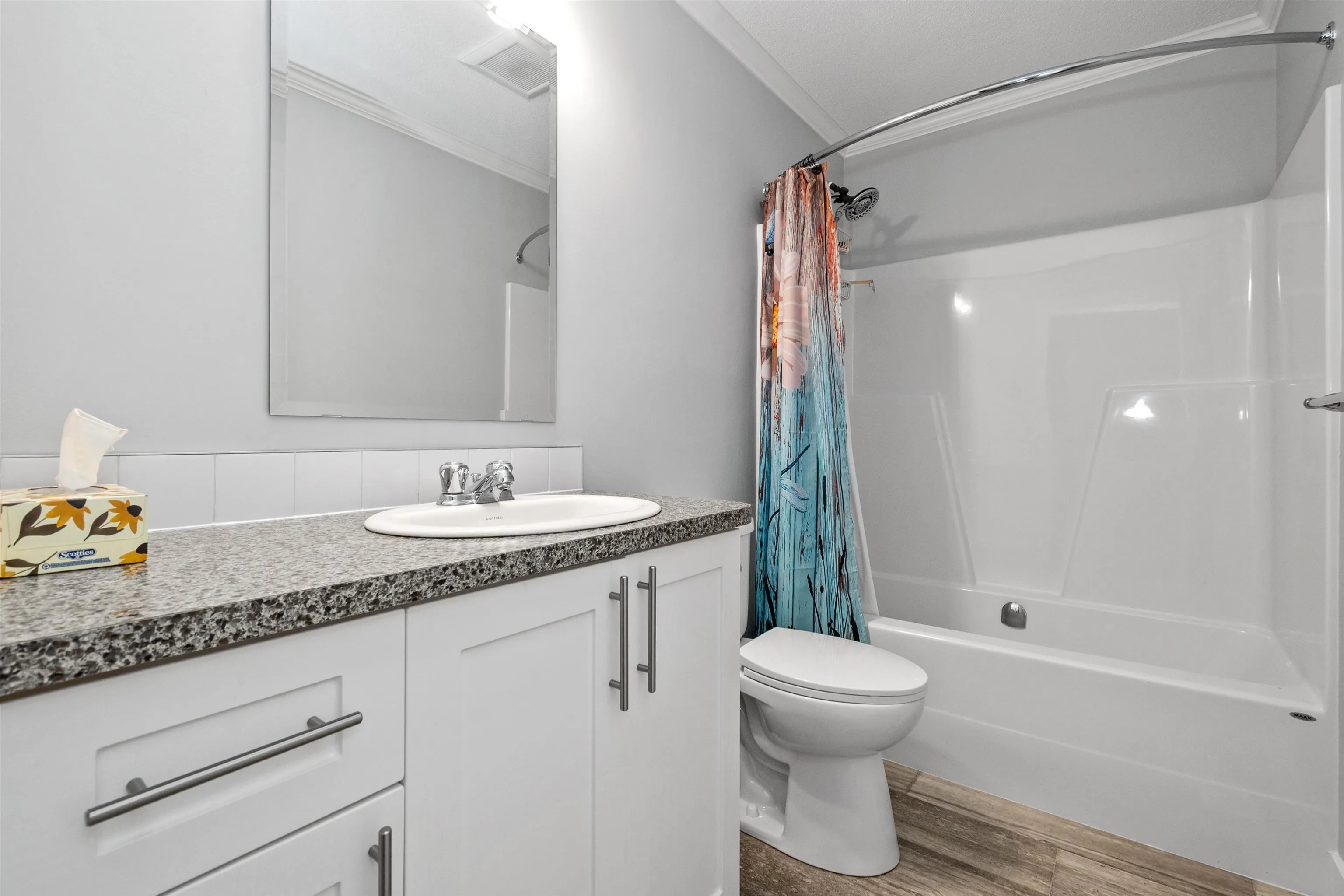 36 59060 Lougheed Highway