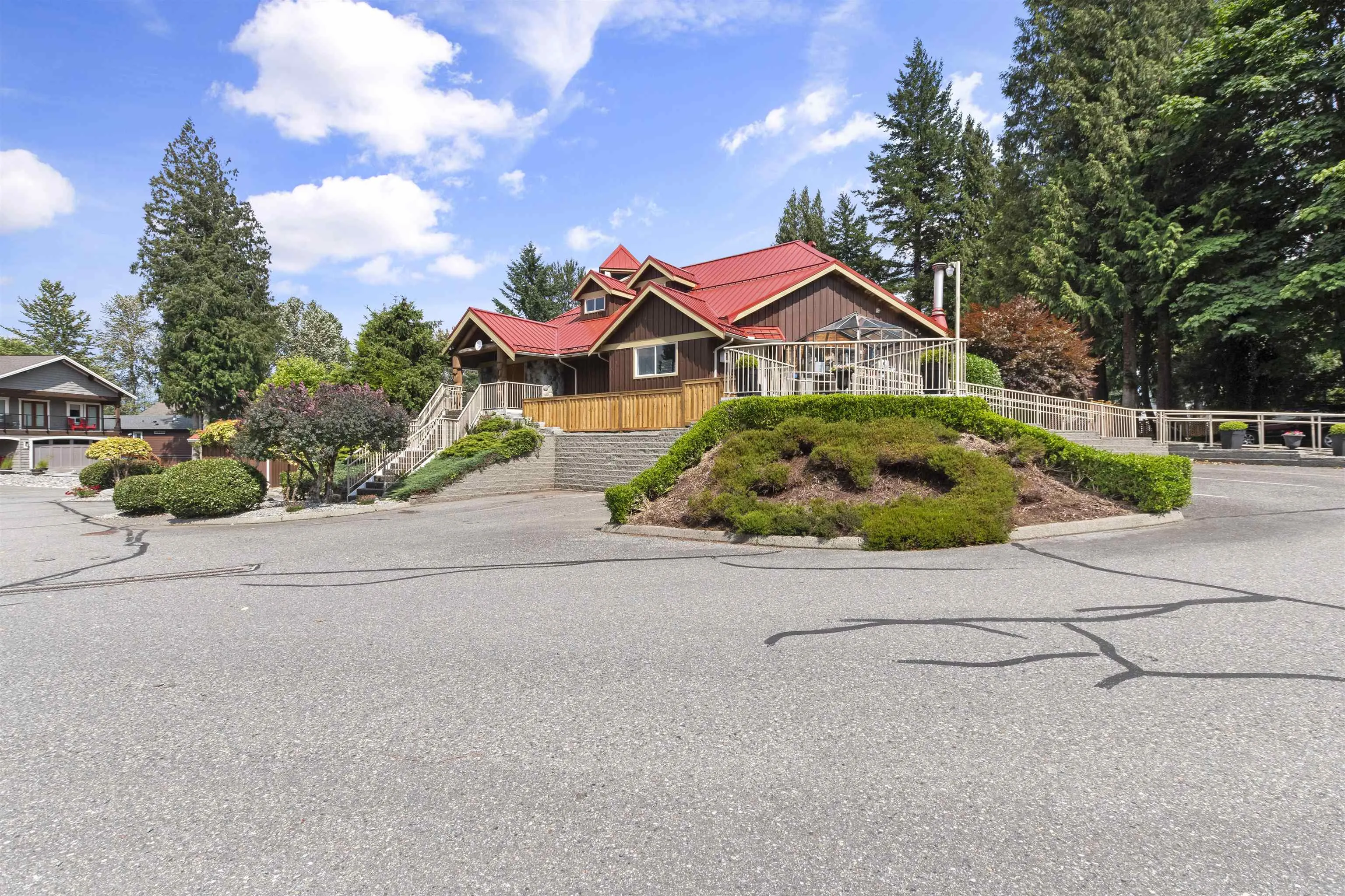 84 14600 Morris Valley Road