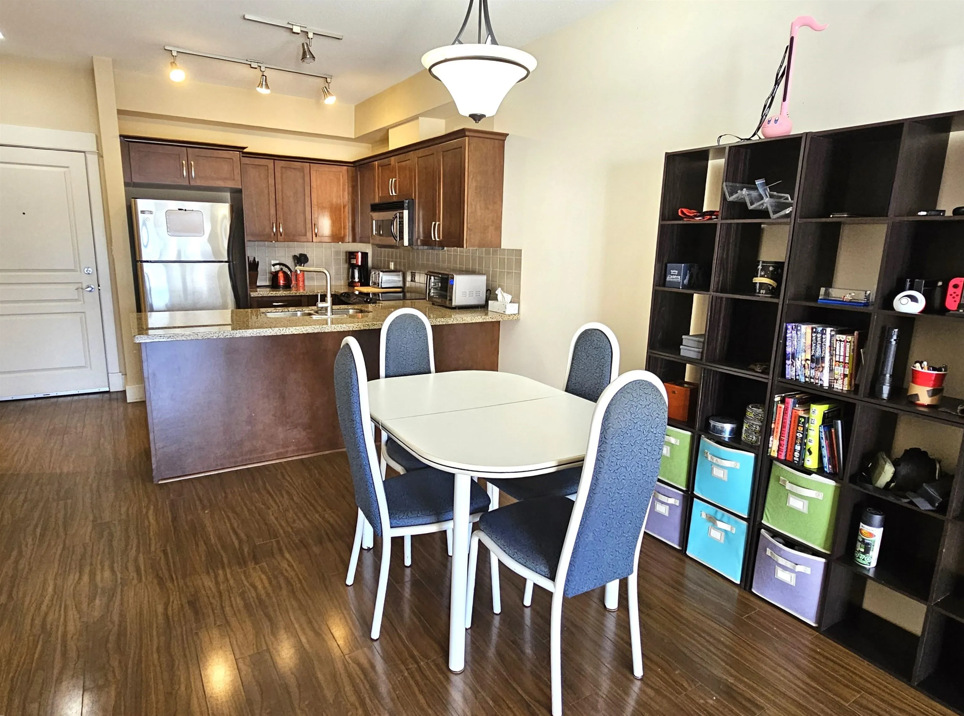 418 1336 Main Street