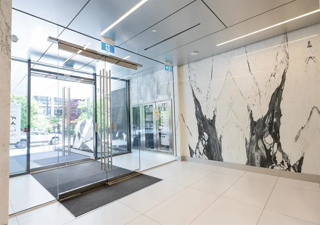 1206 1111 Richards Street