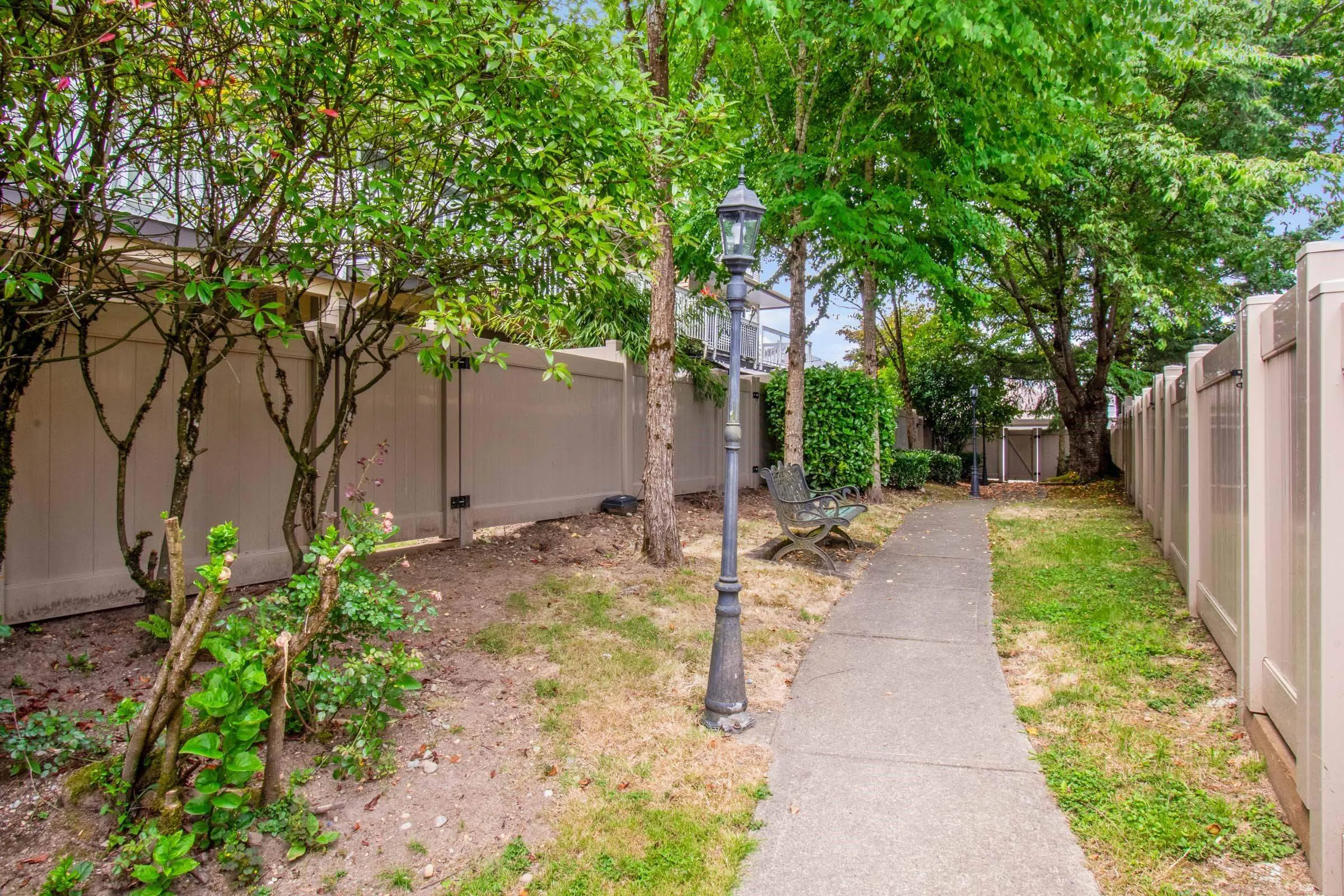 34 8778 159 Street
