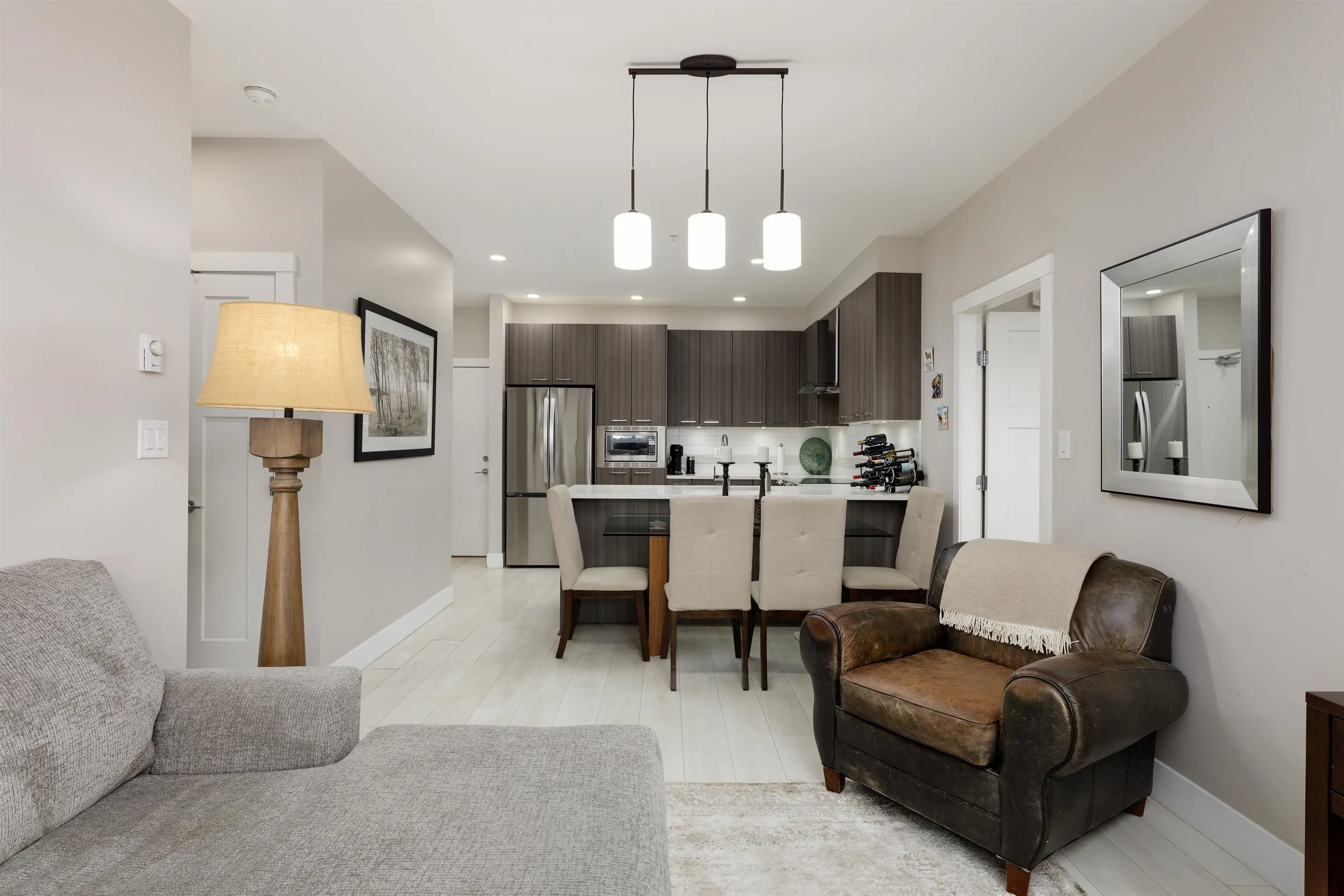 122 4690 Hawk Lane