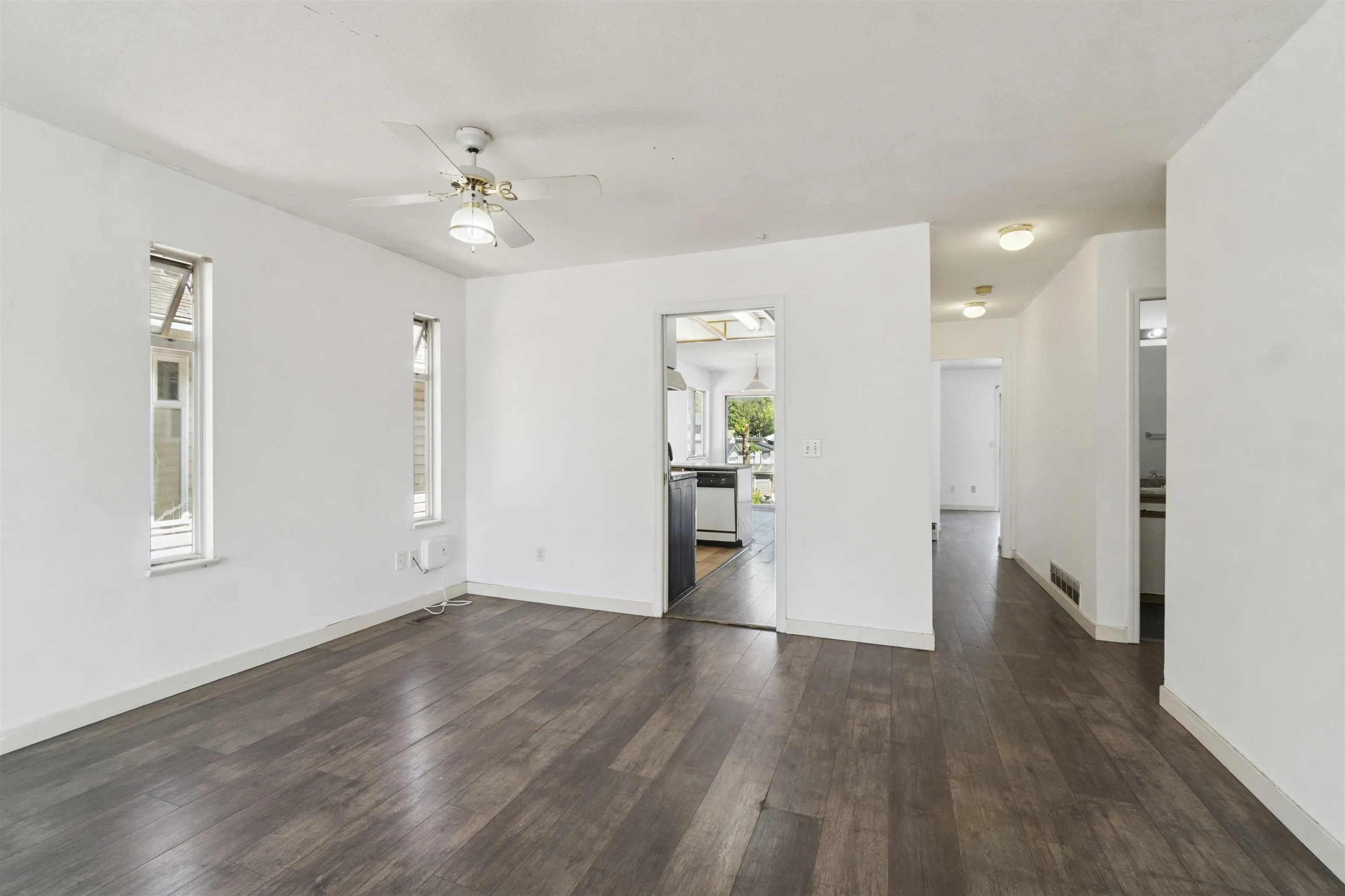 2569 Davies Avenue