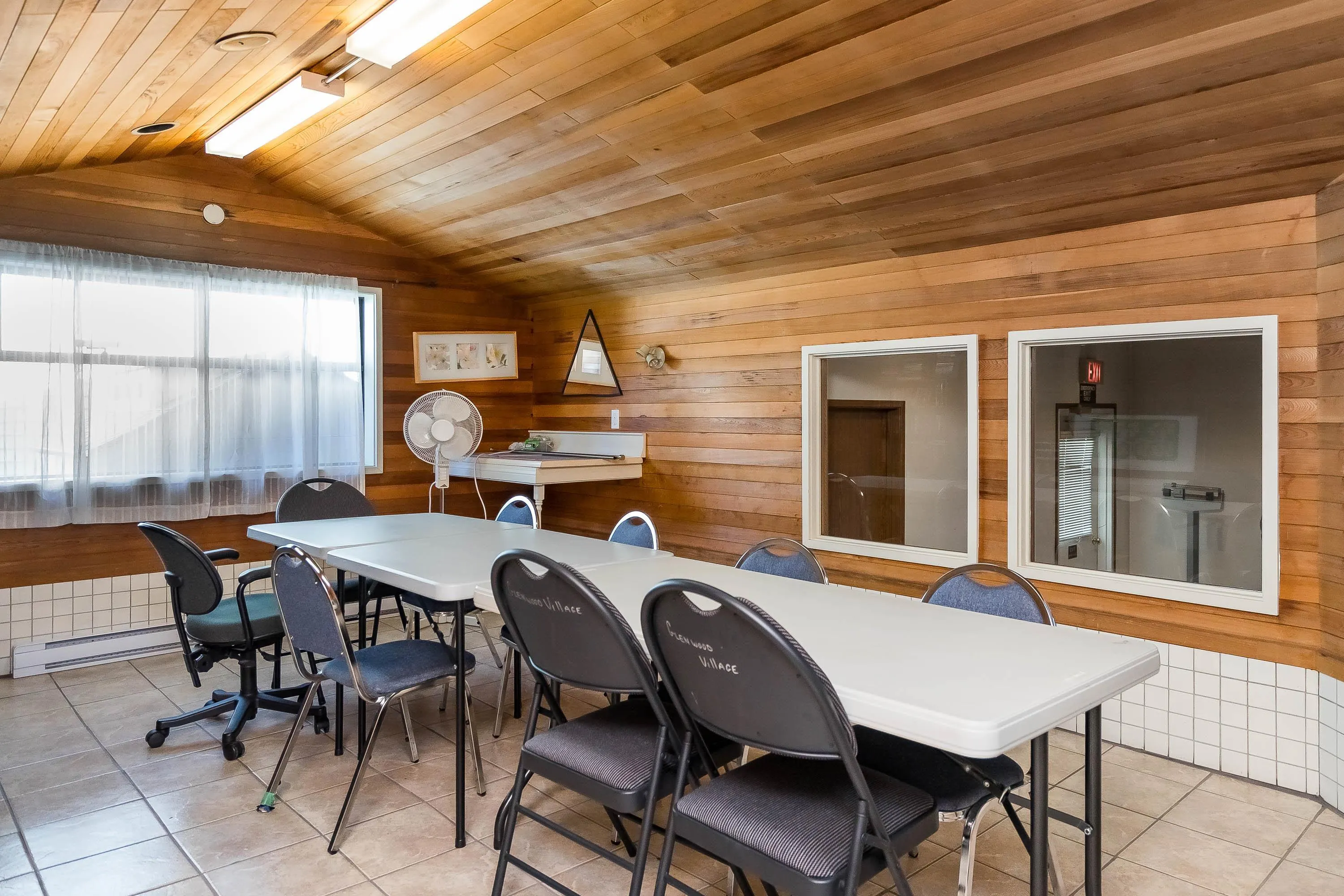 111 15153 98 Avenue