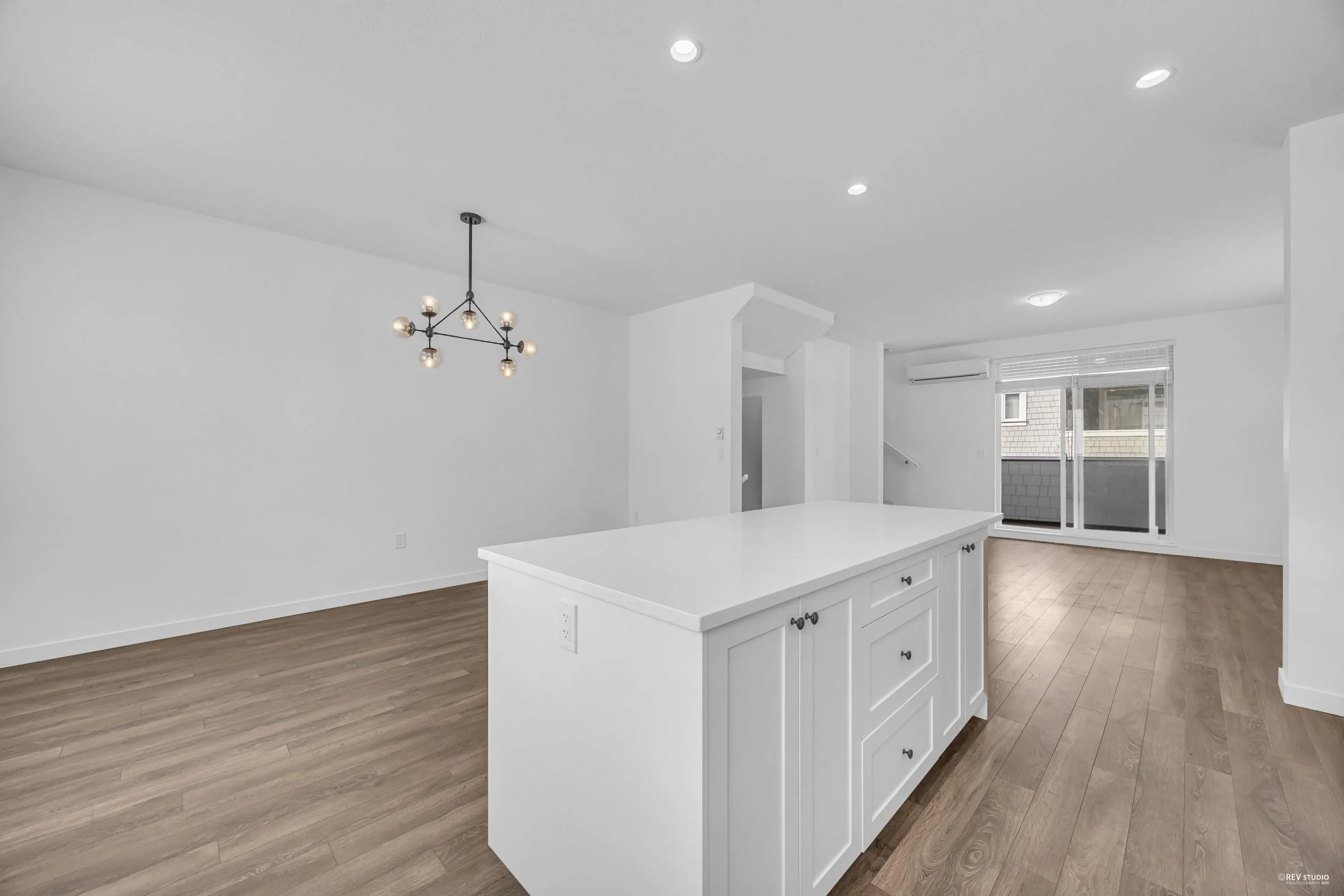 72 15487 99a Avenue