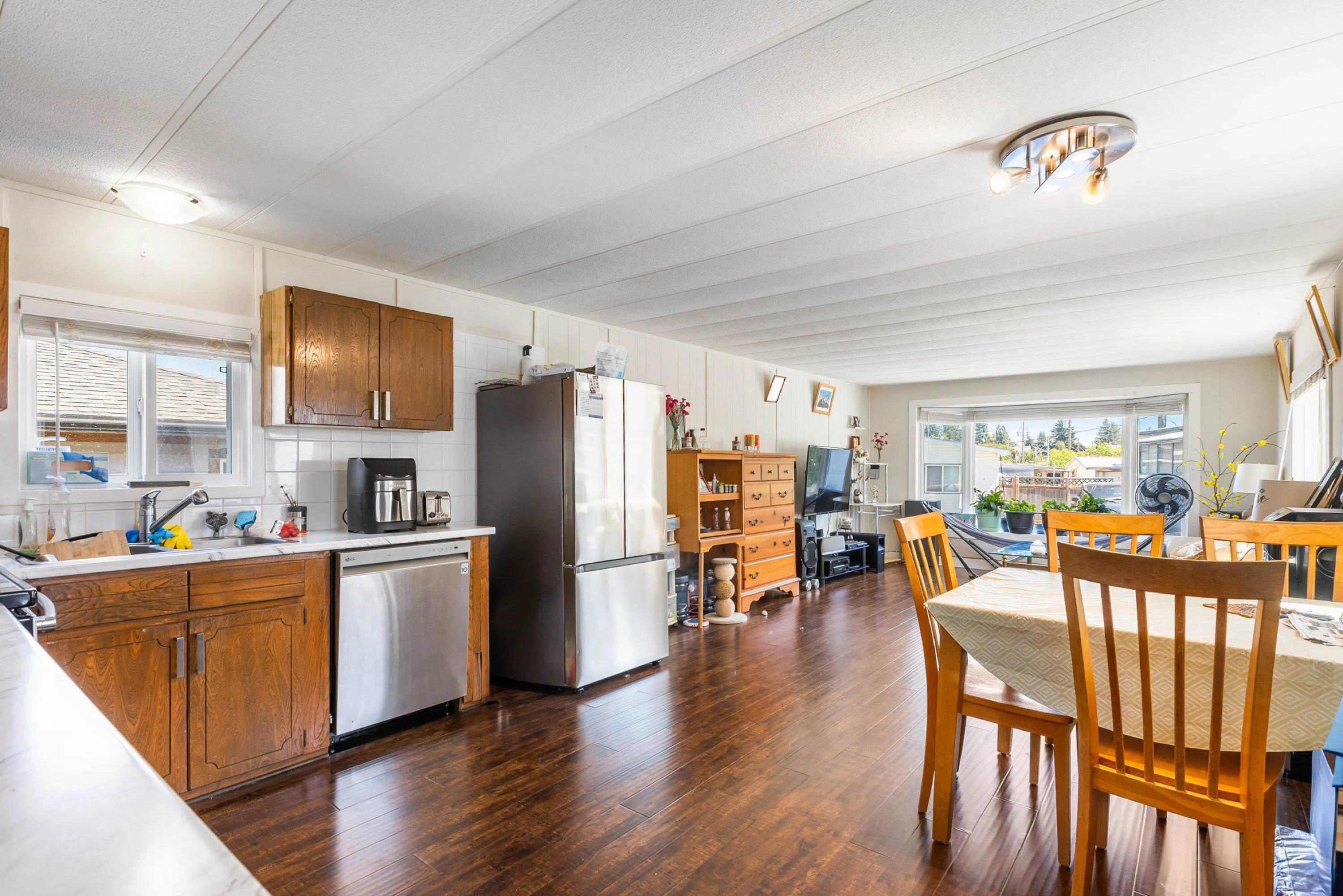 21B 26892 Fraser Highway
