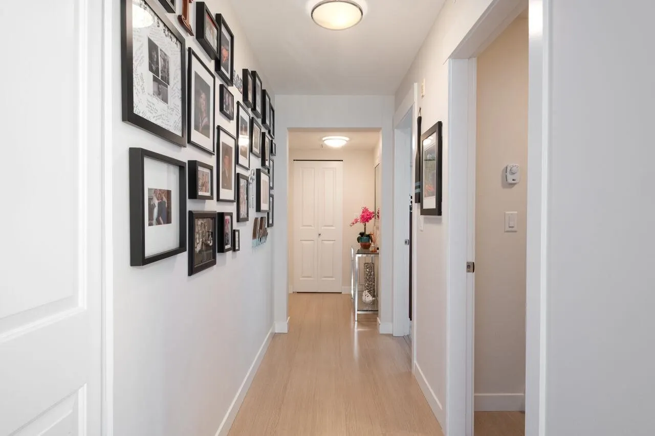407 160 Shoreline Circle