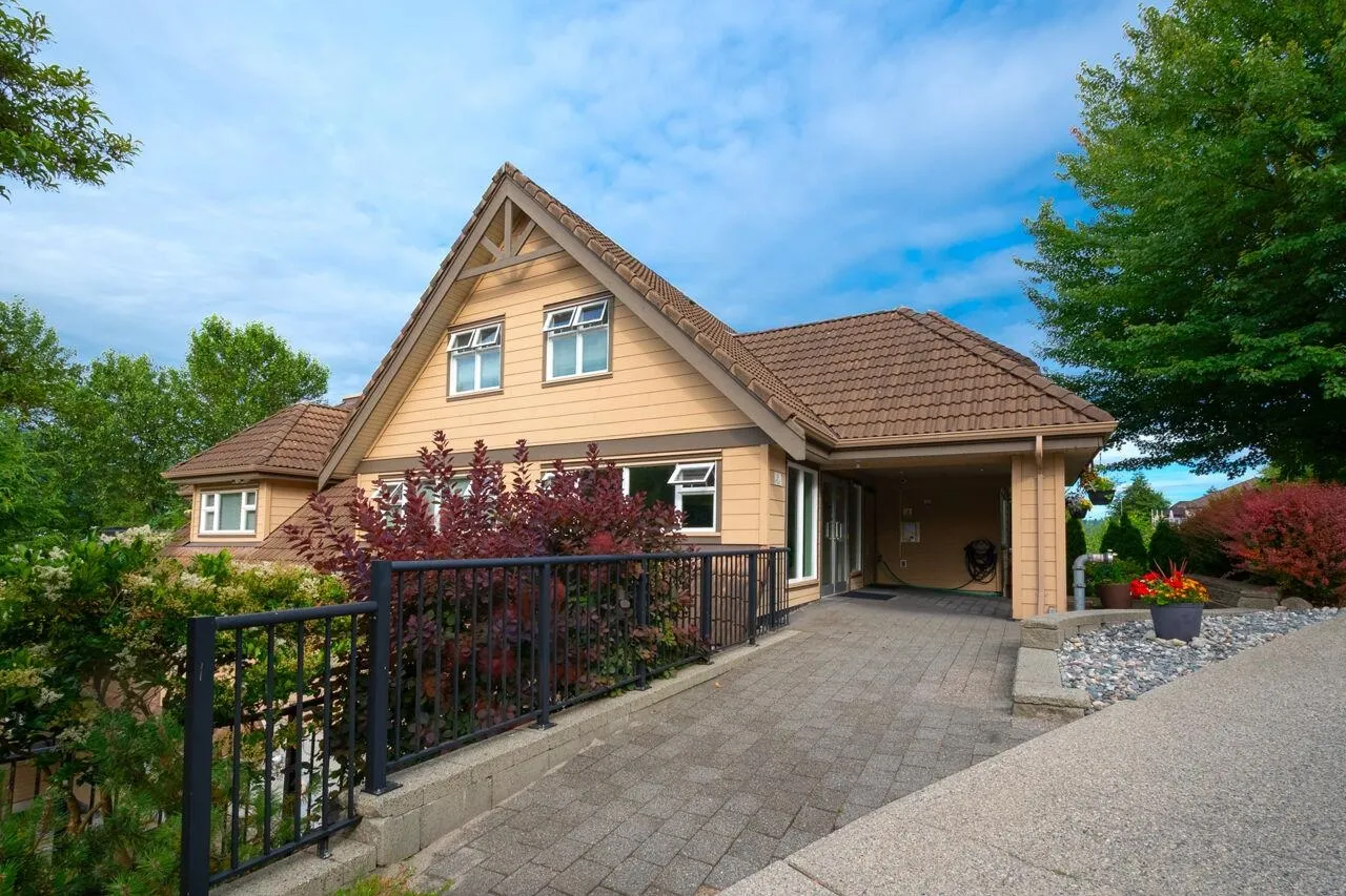 407 160 Shoreline Circle