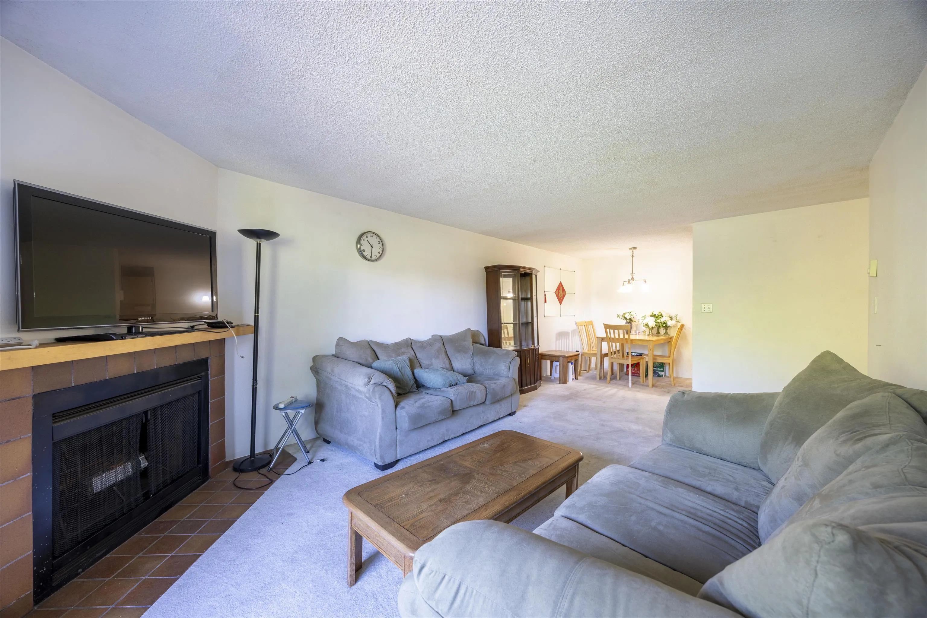 204 7297 Moffatt Road