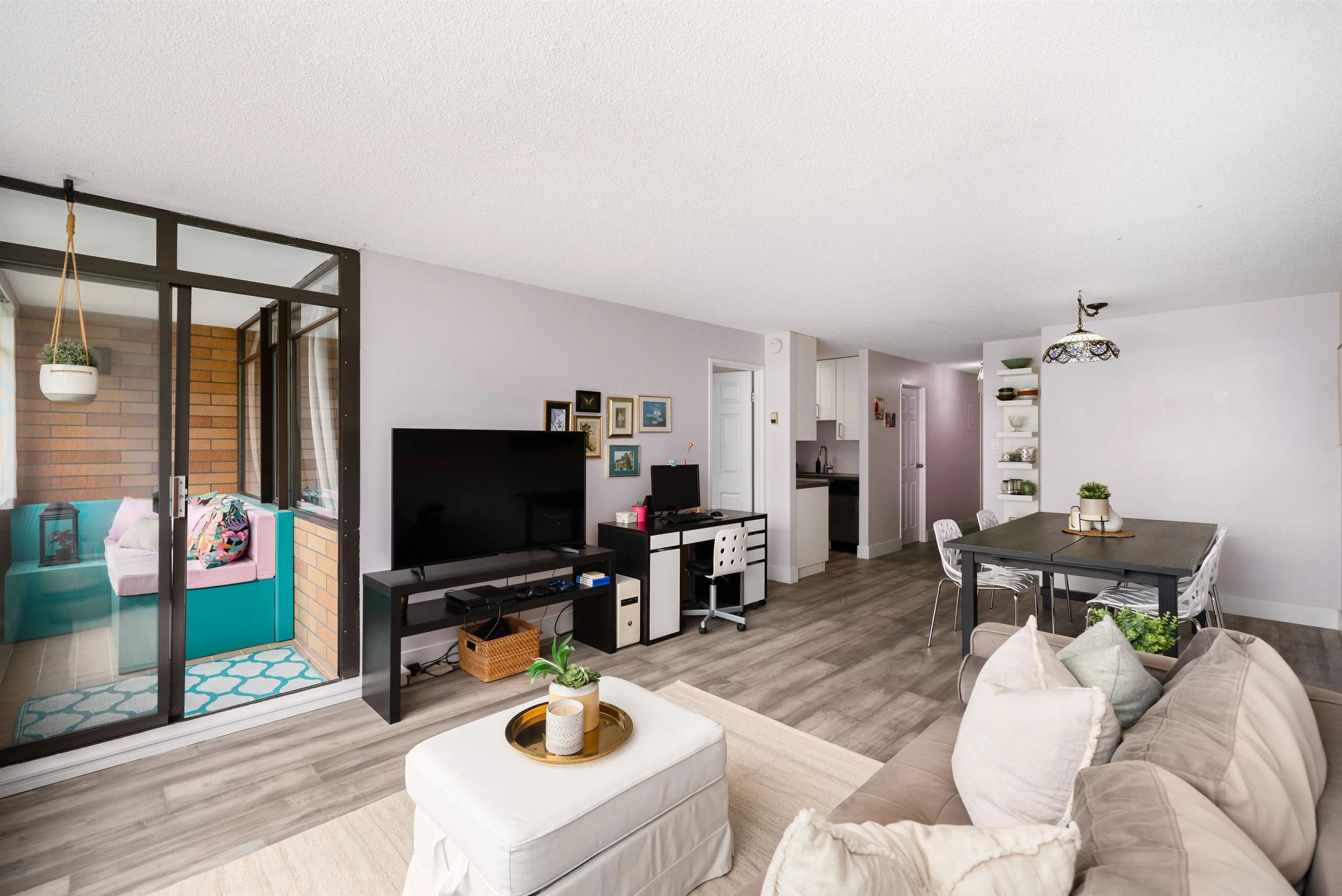 403 6631 Minoru Boulevard