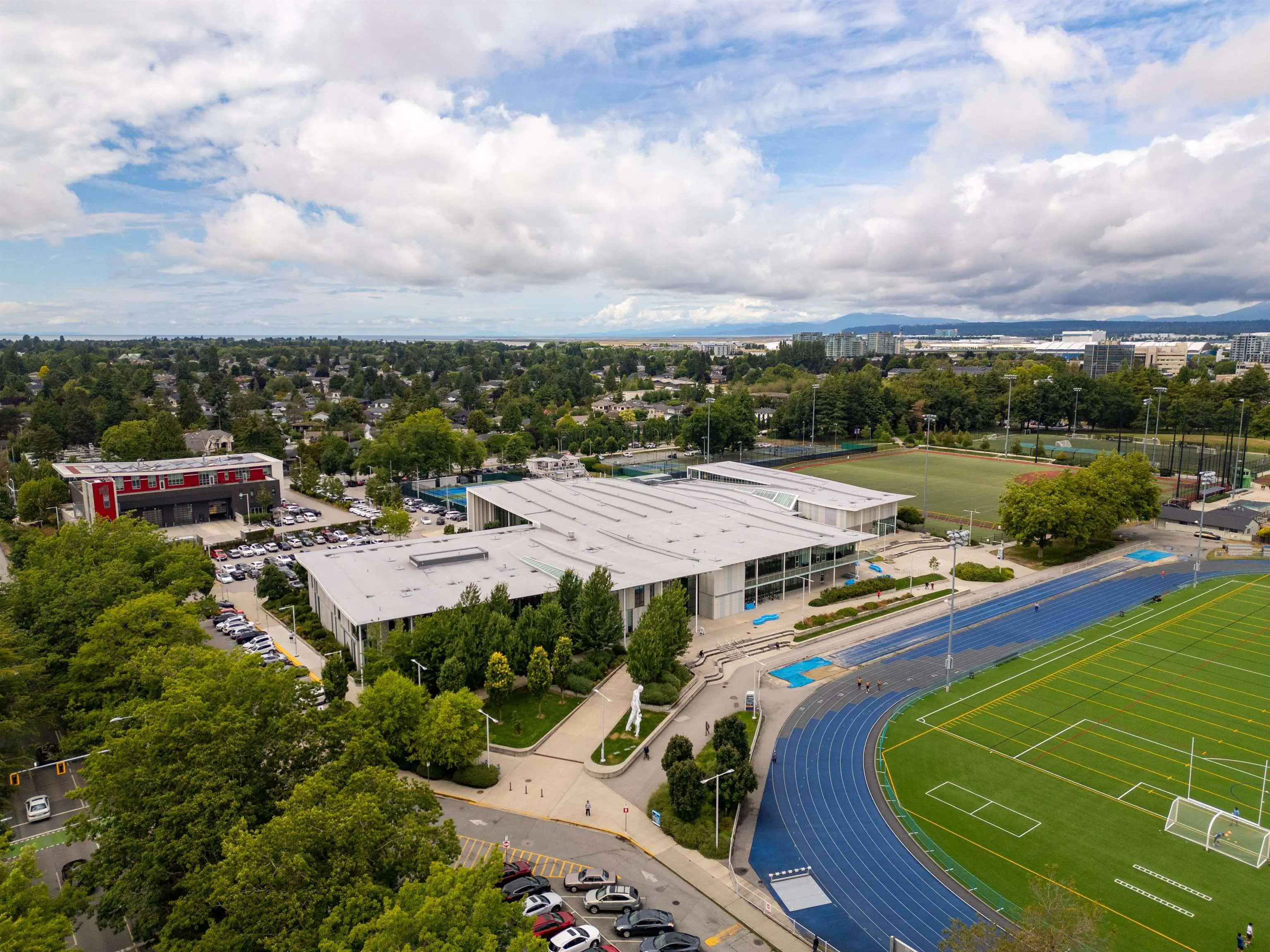 403 6631 Minoru Boulevard