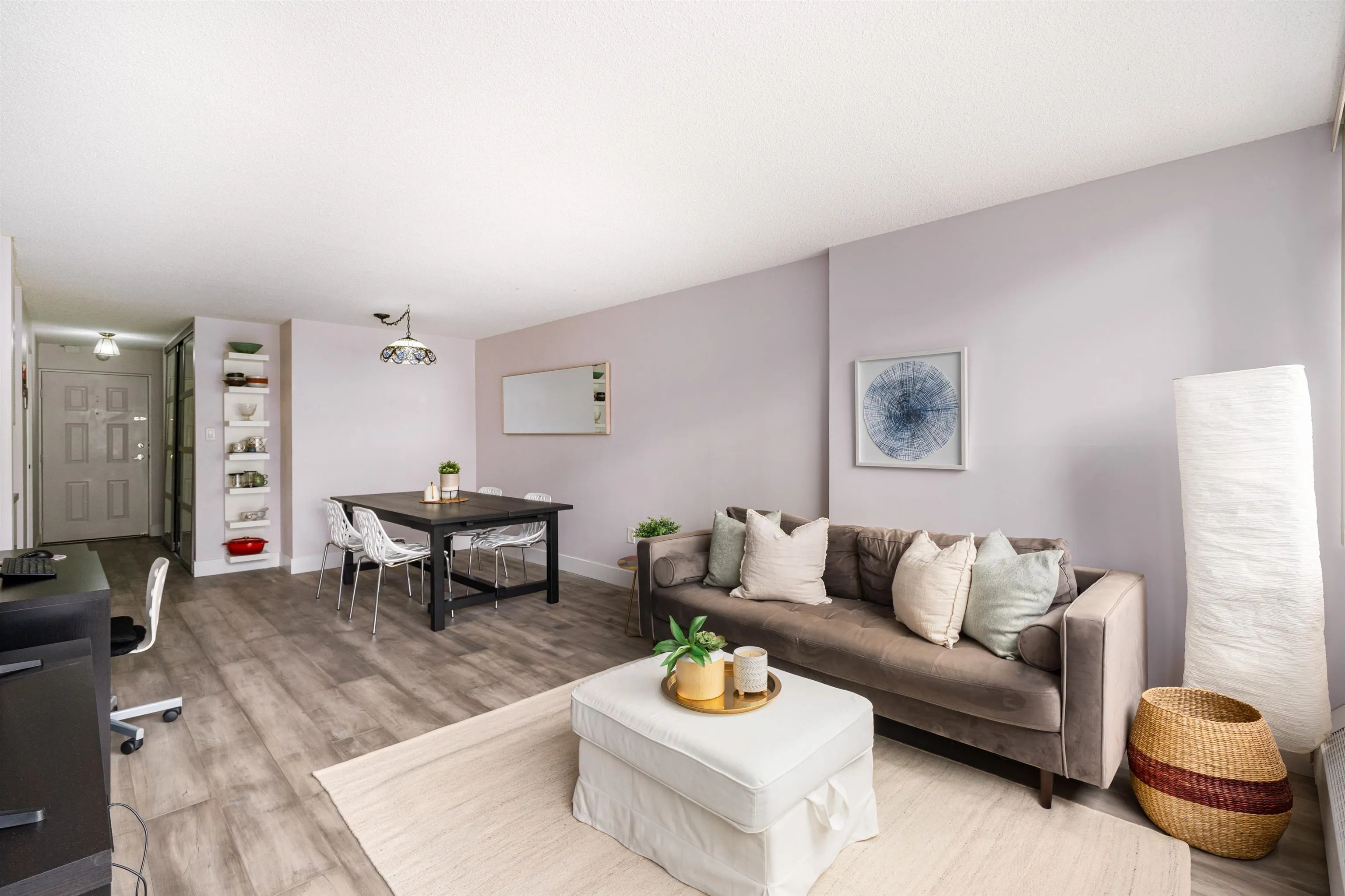 403 6631 Minoru Boulevard