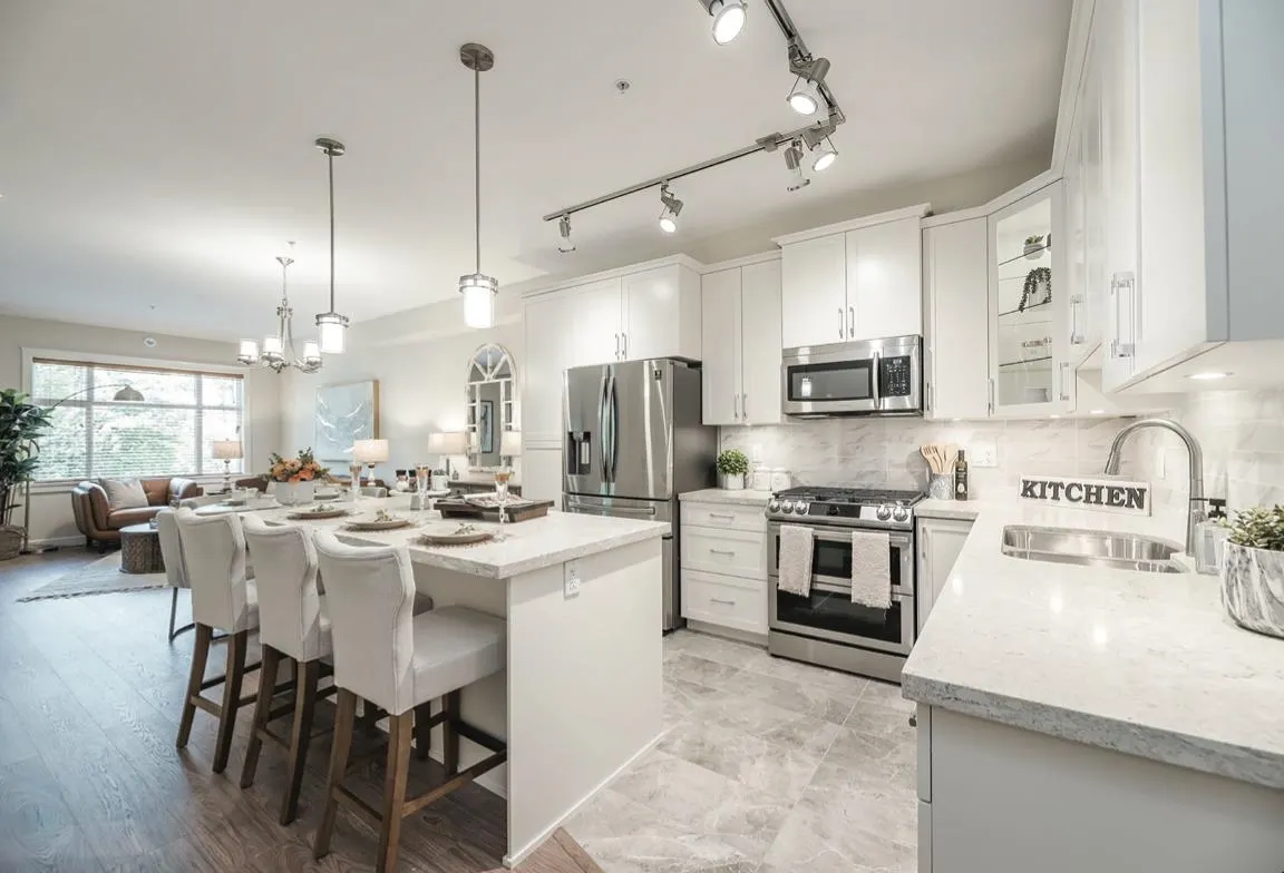 120 20932 83 Avenue