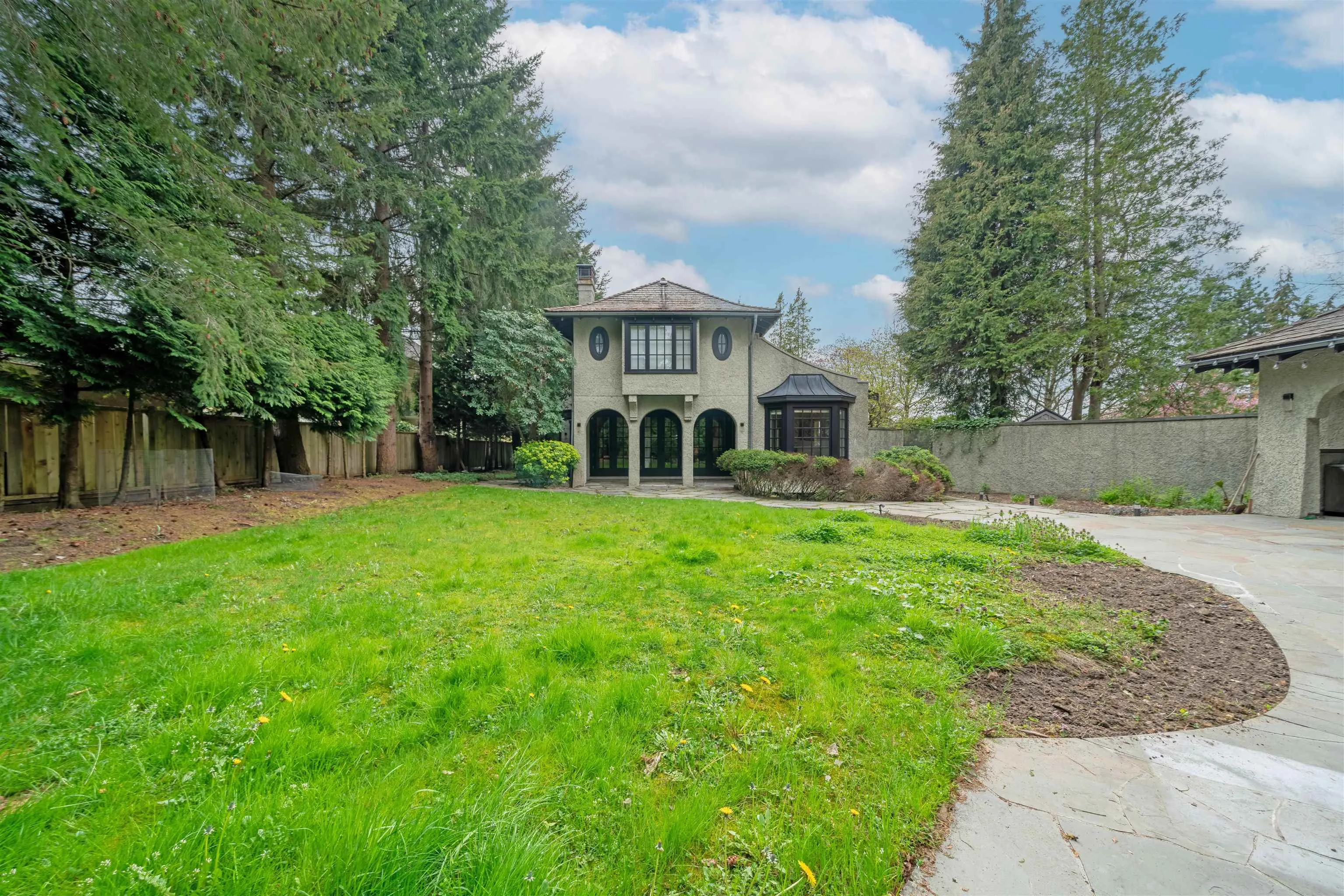 1610 Wesbrook Crescent