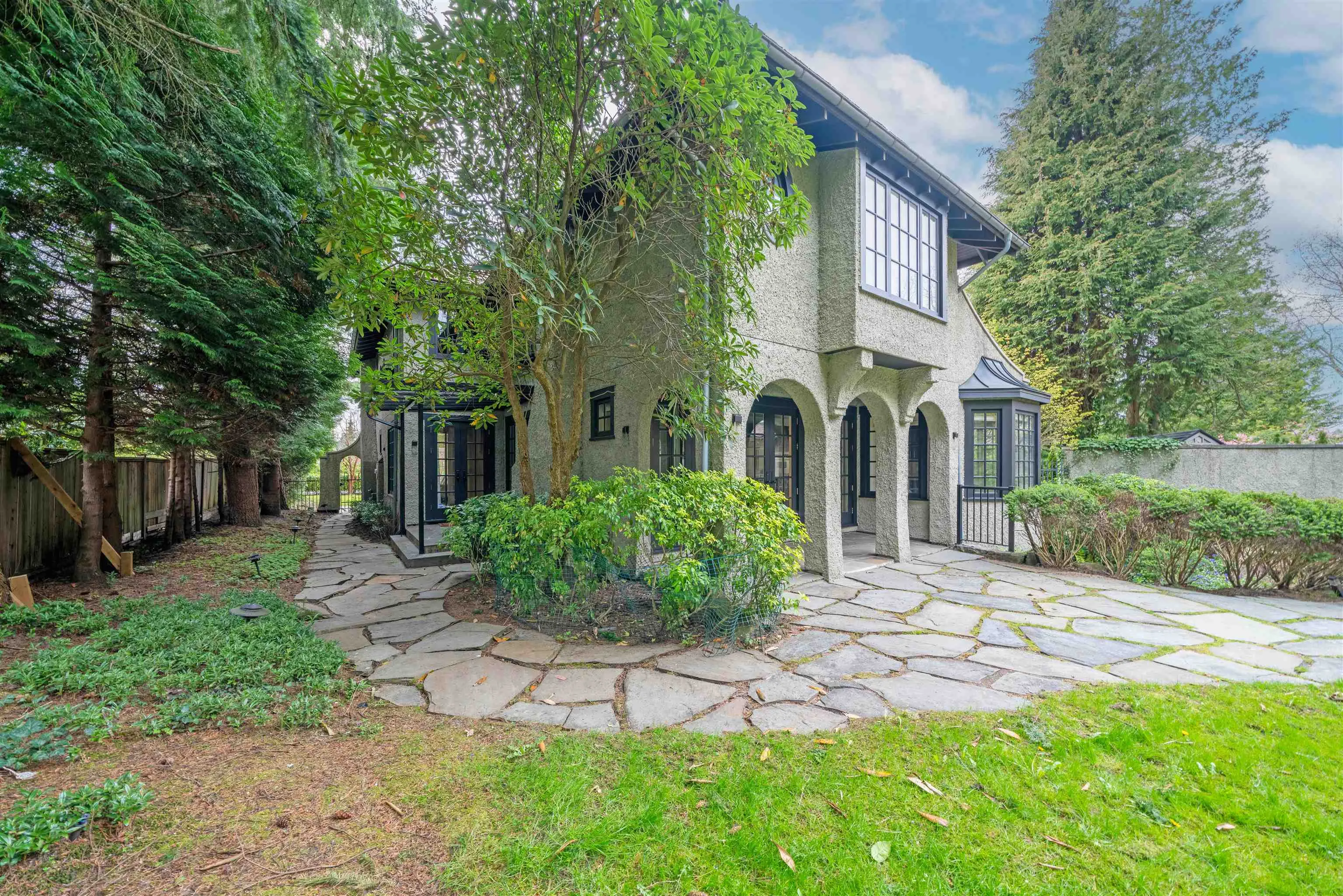 1610 Wesbrook Crescent
