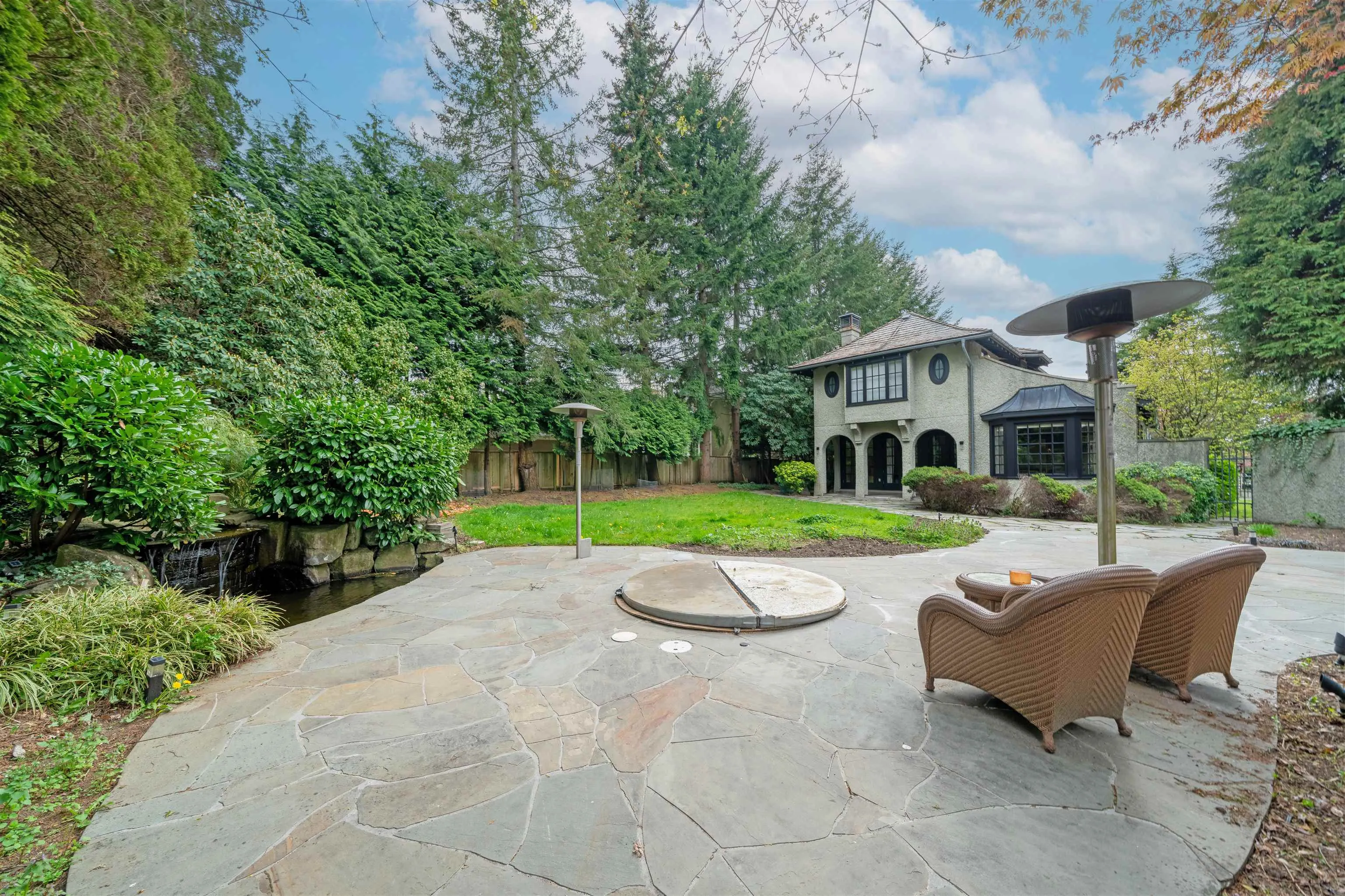 1610 Wesbrook Crescent